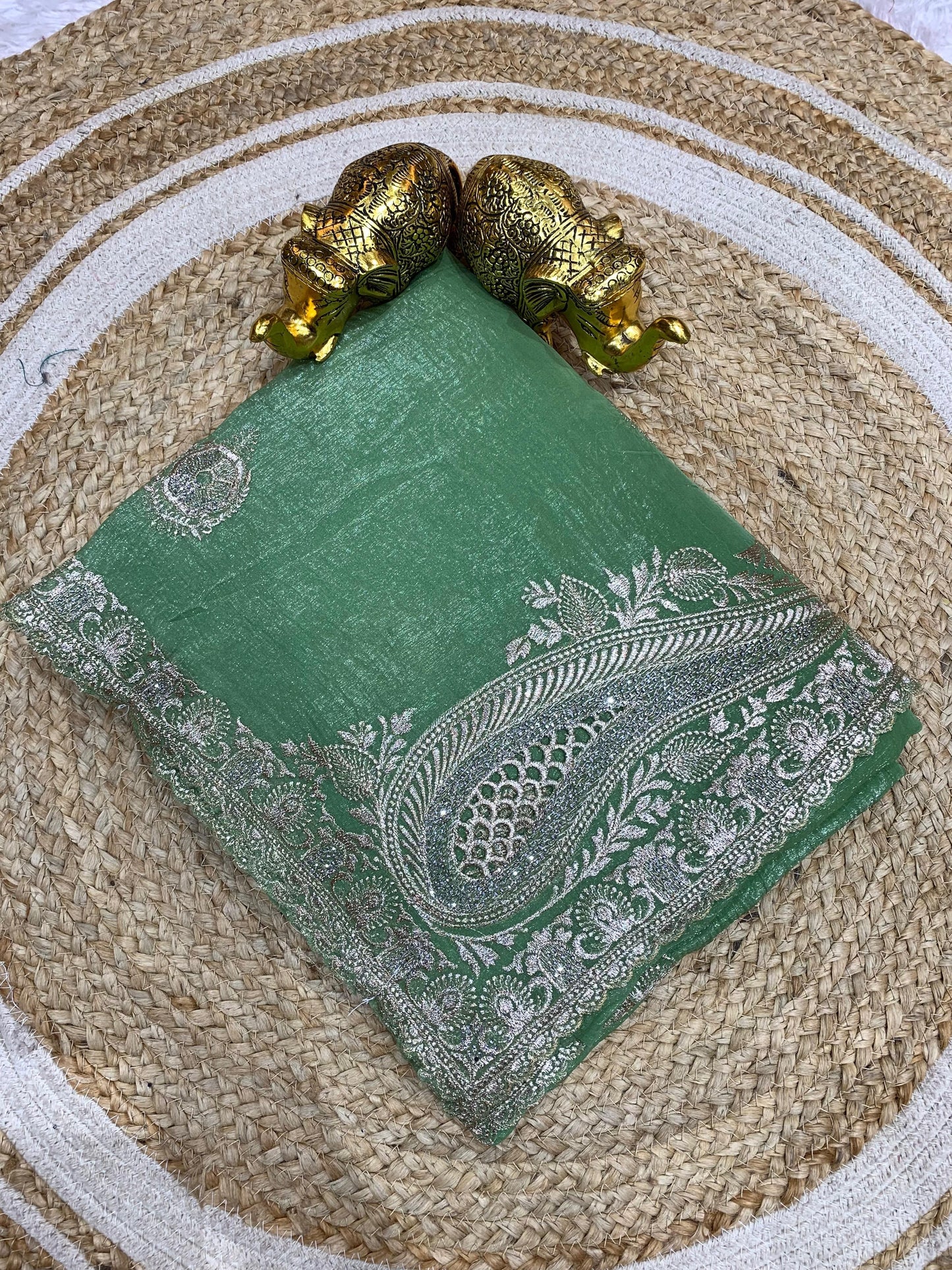 KAS-AARVI TRENDING CRUNCHY SAREE WITH BEAUTIFUL DESIGN ON PALLU WITH HEAVY EMBROIDERY WORK