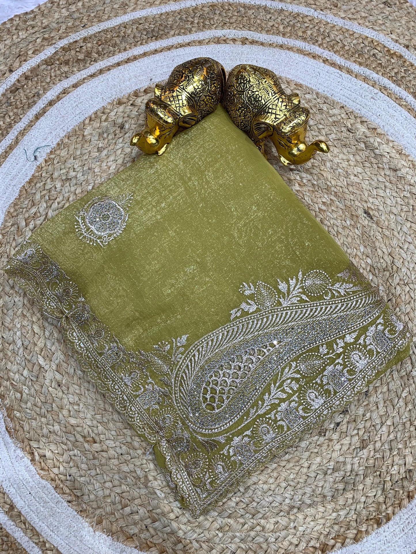 KAS-AARVI TRENDING CRUNCHY SAREE WITH BEAUTIFUL DESIGN ON PALLU WITH HEAVY EMBROIDERY WORK