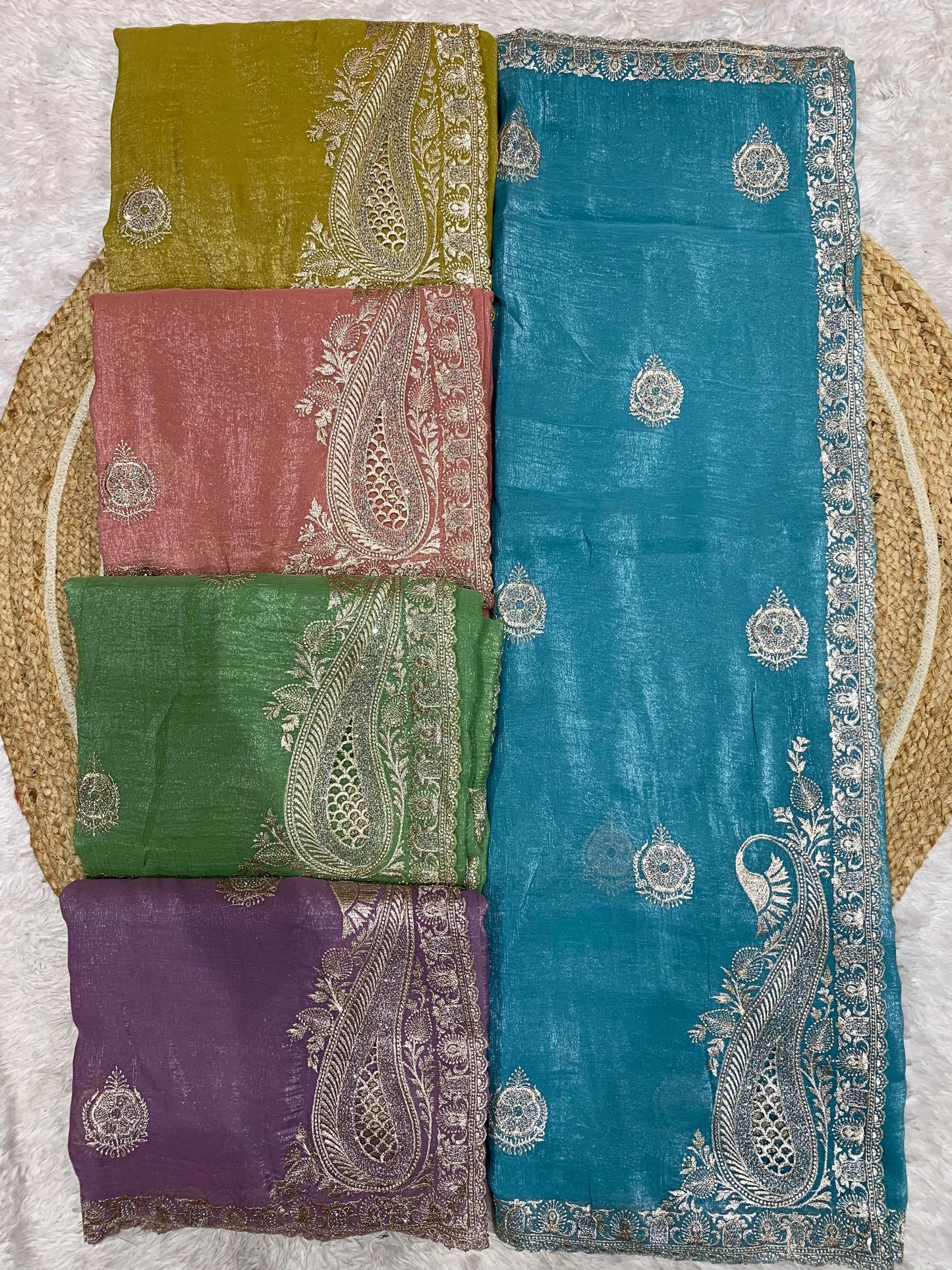 KAS-AARVI TRENDING CRUNCHY SAREE WITH BEAUTIFUL DESIGN ON PALLU WITH HEAVY EMBROIDERY WORK