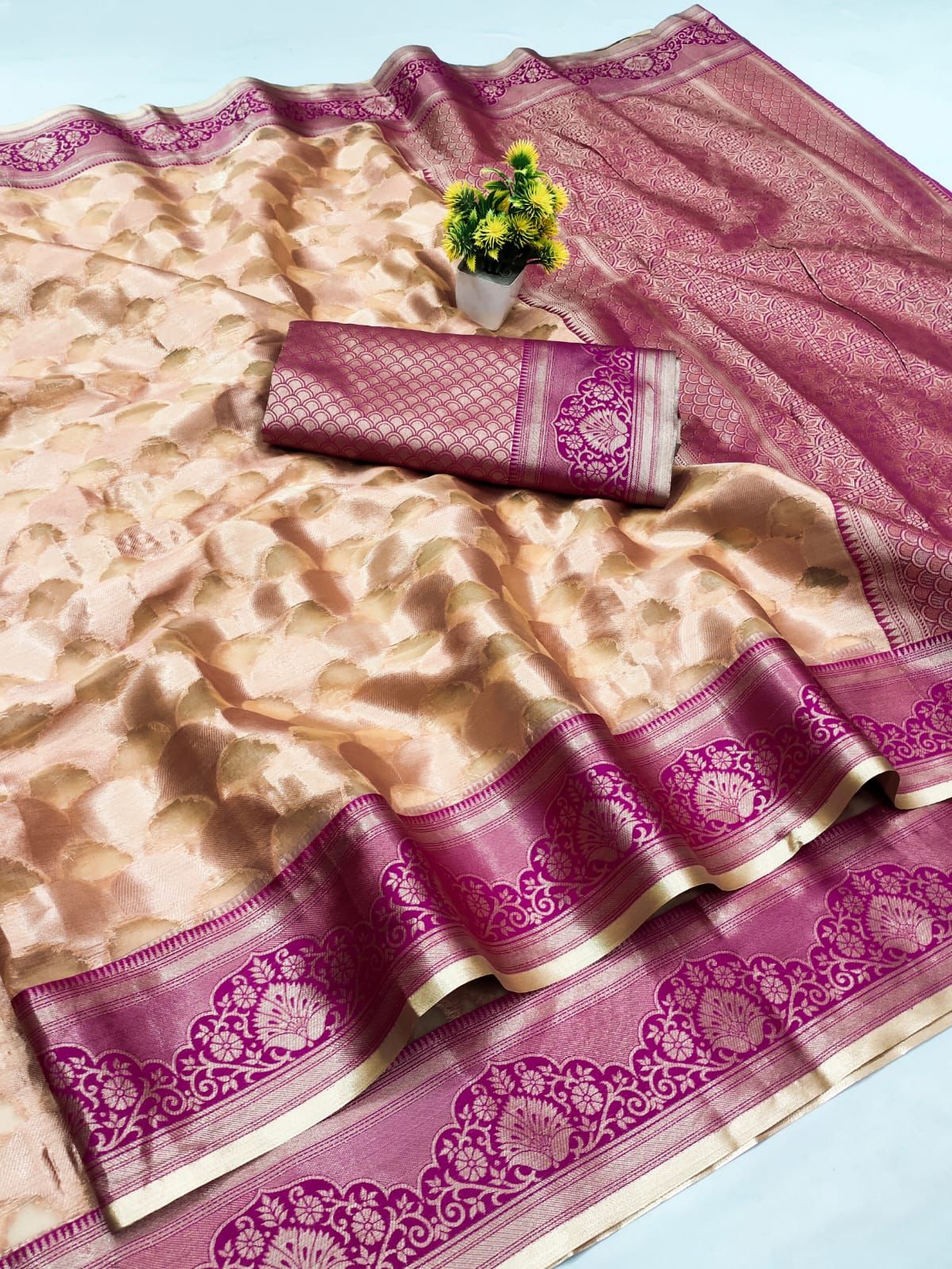 AJ-TISSUE GLASS TISSUE SILK SAREE WITH BEAUTIFUL DESIGN