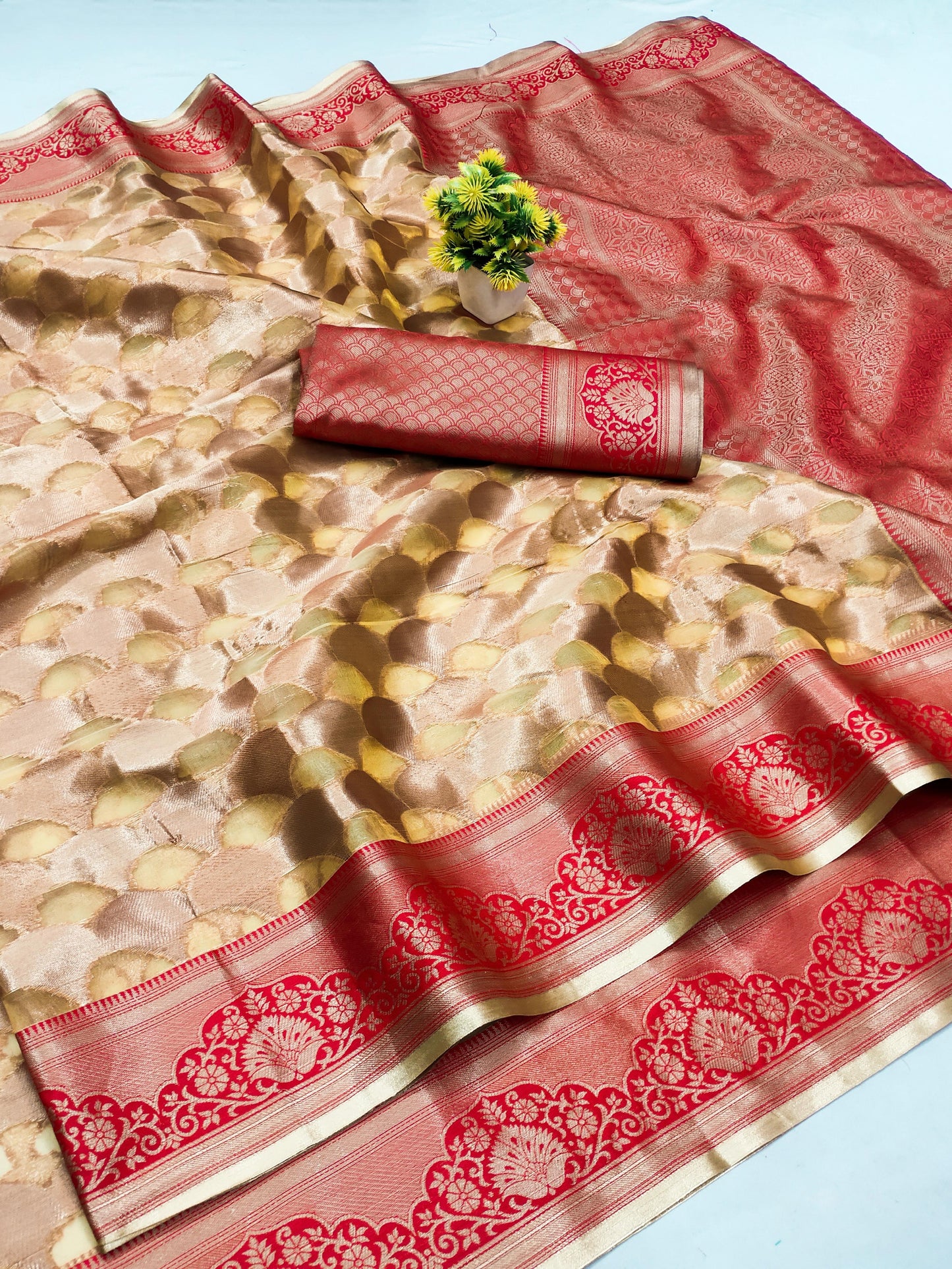 AJ-TISSUE GLASS TISSUE SILK SAREE WITH BEAUTIFUL DESIGN