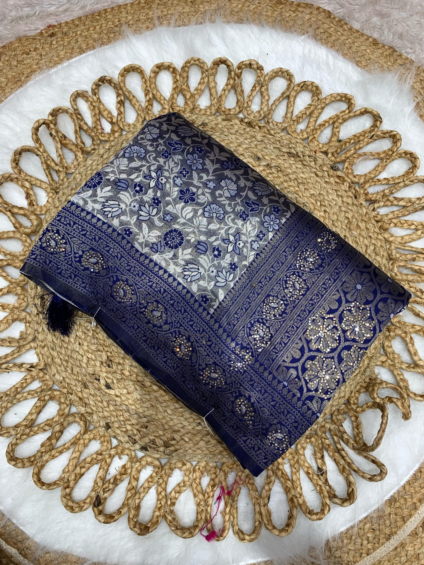 BS-KANJIVARAM PURE KANJIVARAM SILK WITH HEAVY JARKAN WORK ALL OVER WITH RICH PALLU WITH TASSELS ATTACHED