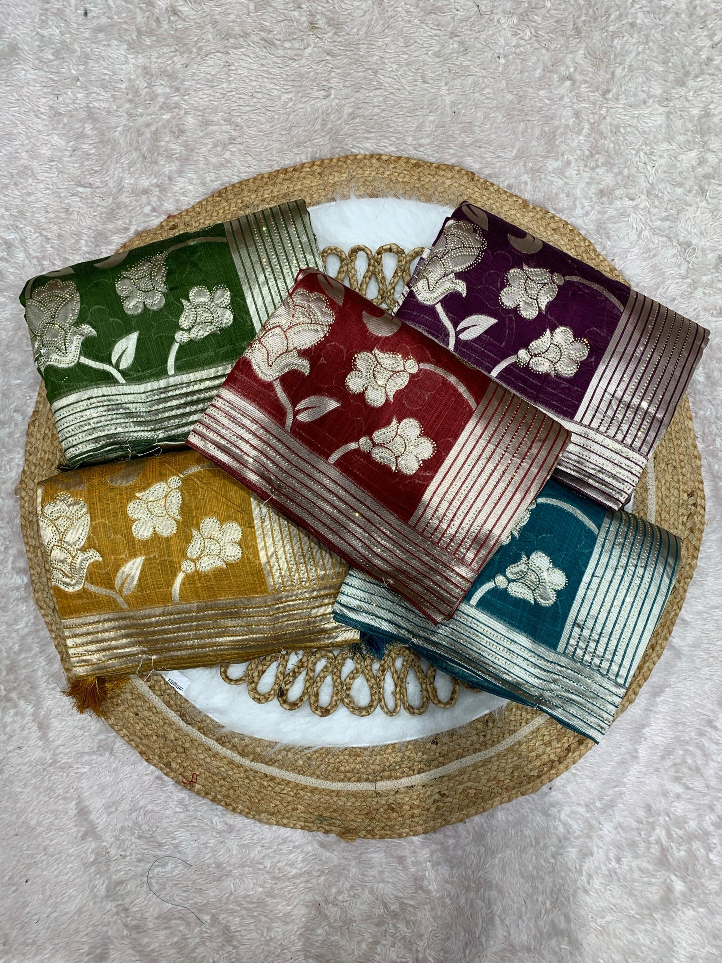 BS-CHANDRAYAN PREMIUM LINEN COTTON SILK WITH STONE WORK ALL OVER WITH BEAUTIFUL BIG FLOWER DESIGN ALL OVER WITH RICH PALLU