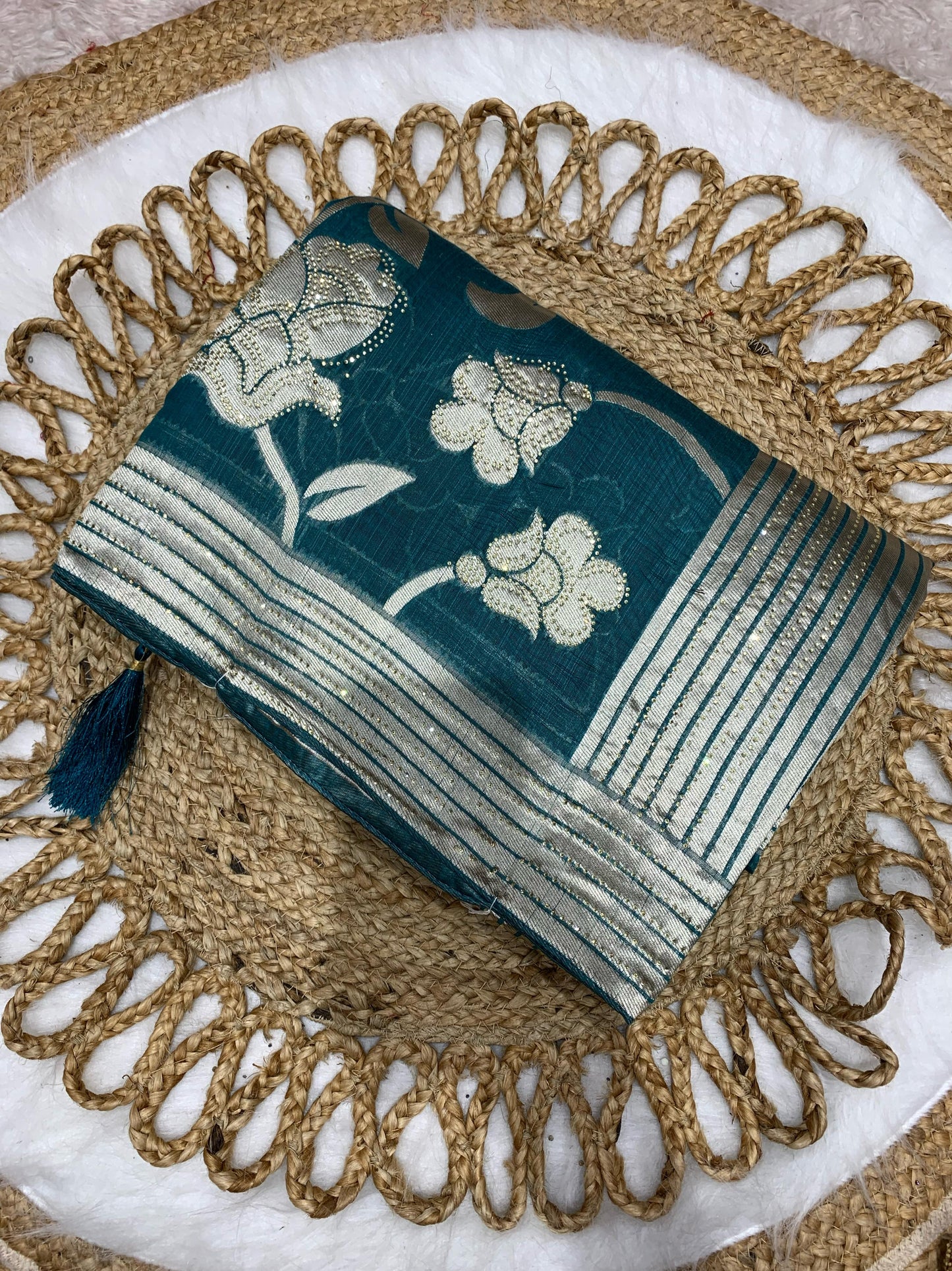 BS-CHANDRAYAN PREMIUM LINEN COTTON SILK WITH STONE WORK ALL OVER WITH BEAUTIFUL BIG FLOWER DESIGN ALL OVER WITH RICH PALLU