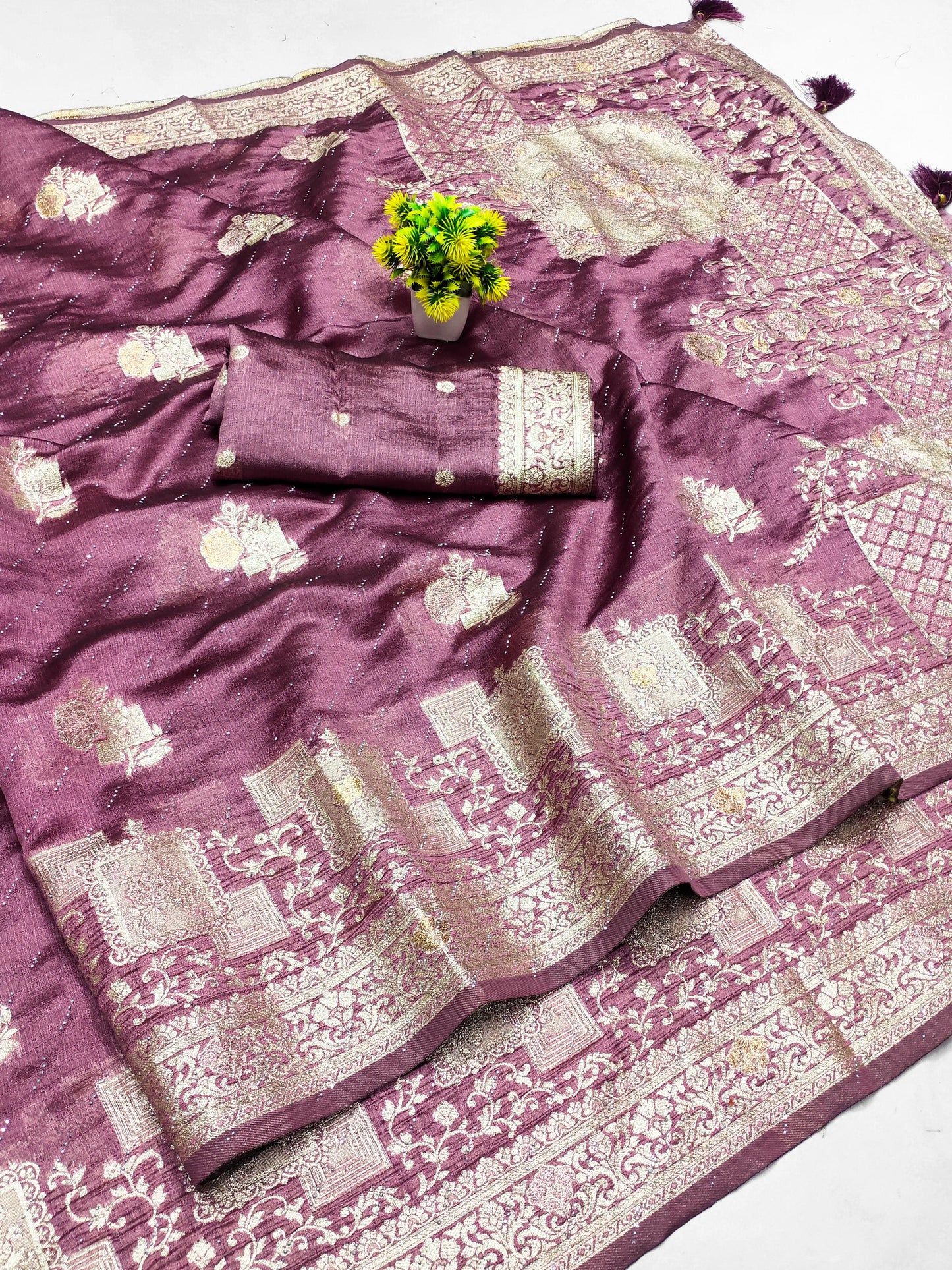 AJ-SPACE PREMIUM KHADI SILK SAREE WITH GRAND PALLU WITH BEAUTIFUL DESIGN WITH SIROSKI ALL OVER WITH TASSELS ATTACHED ON PALLU