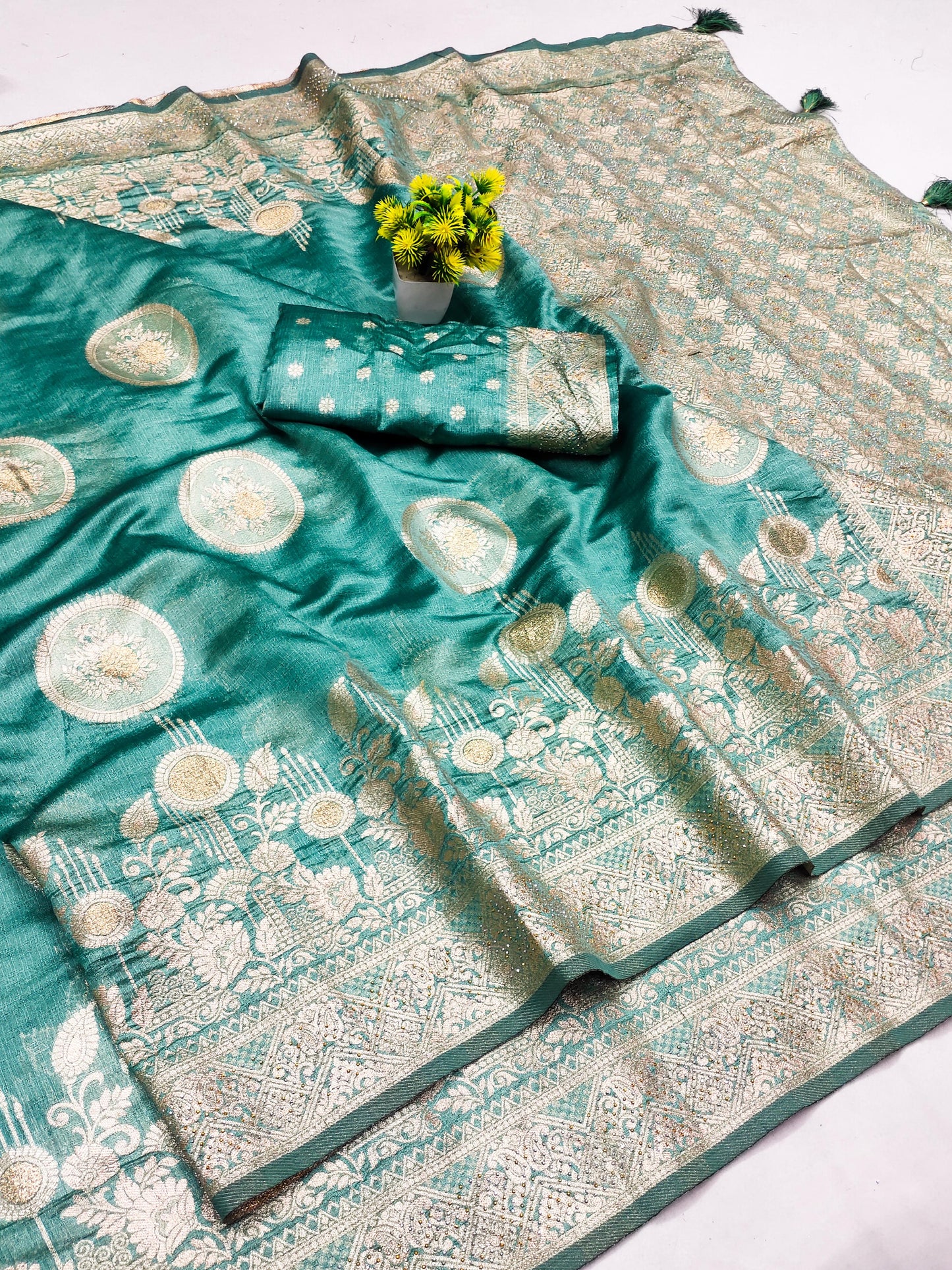 AJ-SURAT PREMIUM KHADI SILK SAREE WITH RICH PALLU SAREE WITH BEAUTIFUL TRENDY BHUTA DESIGN WITH SIROSKI ALL OVER AND TASSELS ATTACHED