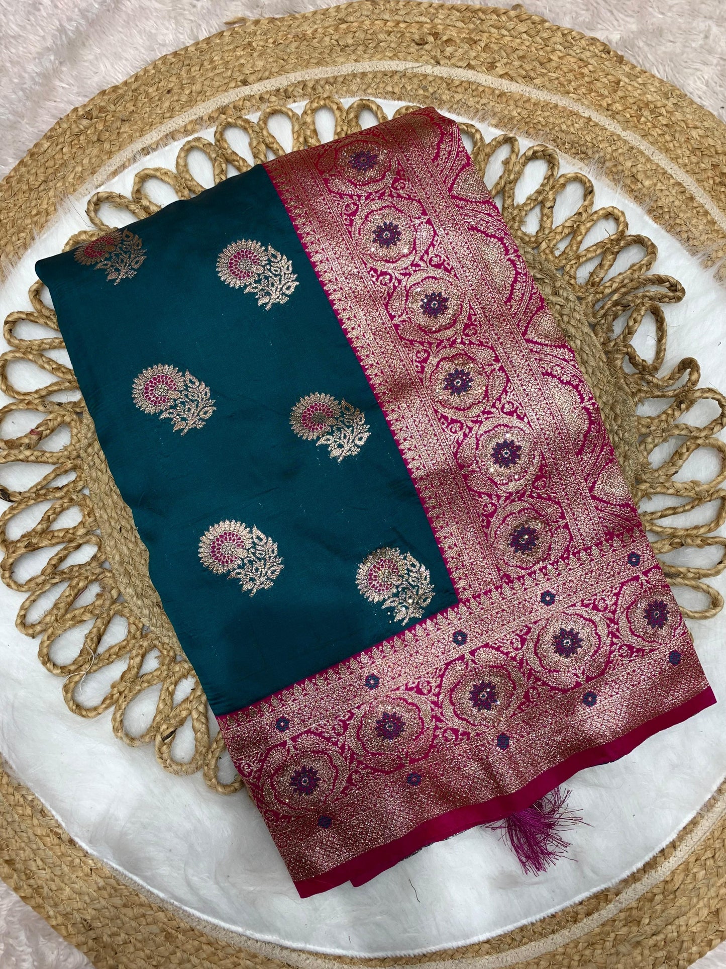 BS-DEHRADHUN PREMIUM SOFT SILK SAREE WITH RICH PALLU DESIGN WITH STONE WORK ALL OVER WITH TASSELS ATTACHED ON PALLU