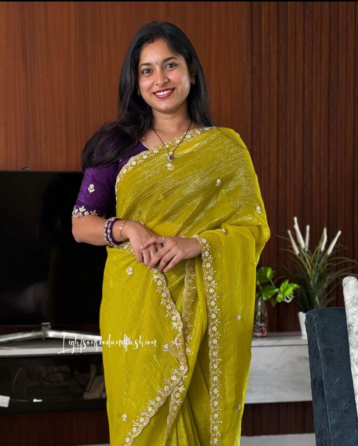 AS-1032 Crunchy chiffon saree with elegant scalap embroidery work with blouse Crunchy silk embroidery blouse work
