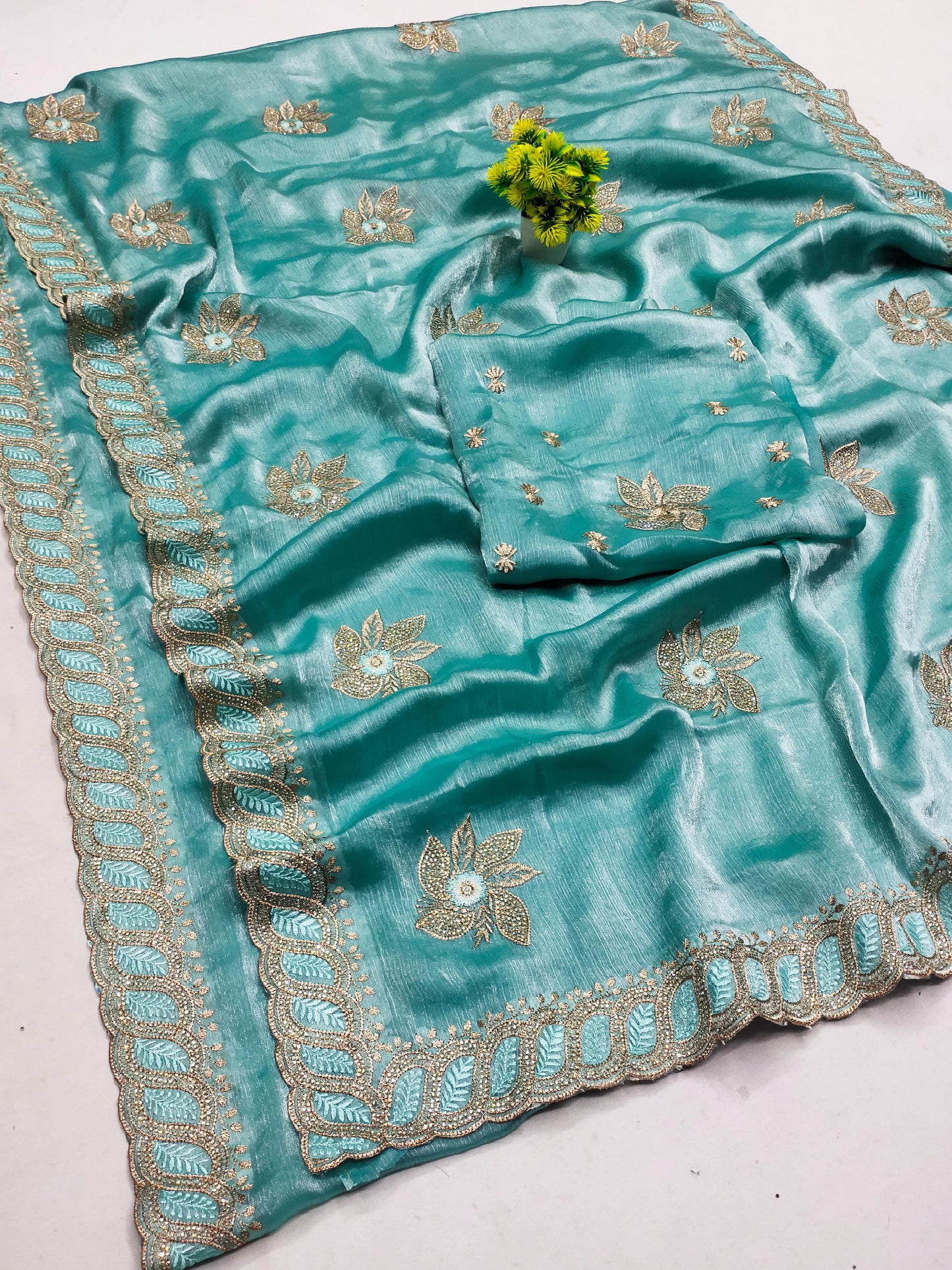 DF-HEAVEN PREMIUM MULMULI CHIFFON SAREE WITH CRAFTED WITH BEAUTIFUL THREAD WORK WITH ELEGANT EMBROIDERY WORK WITH DIAMOND ALL OVER