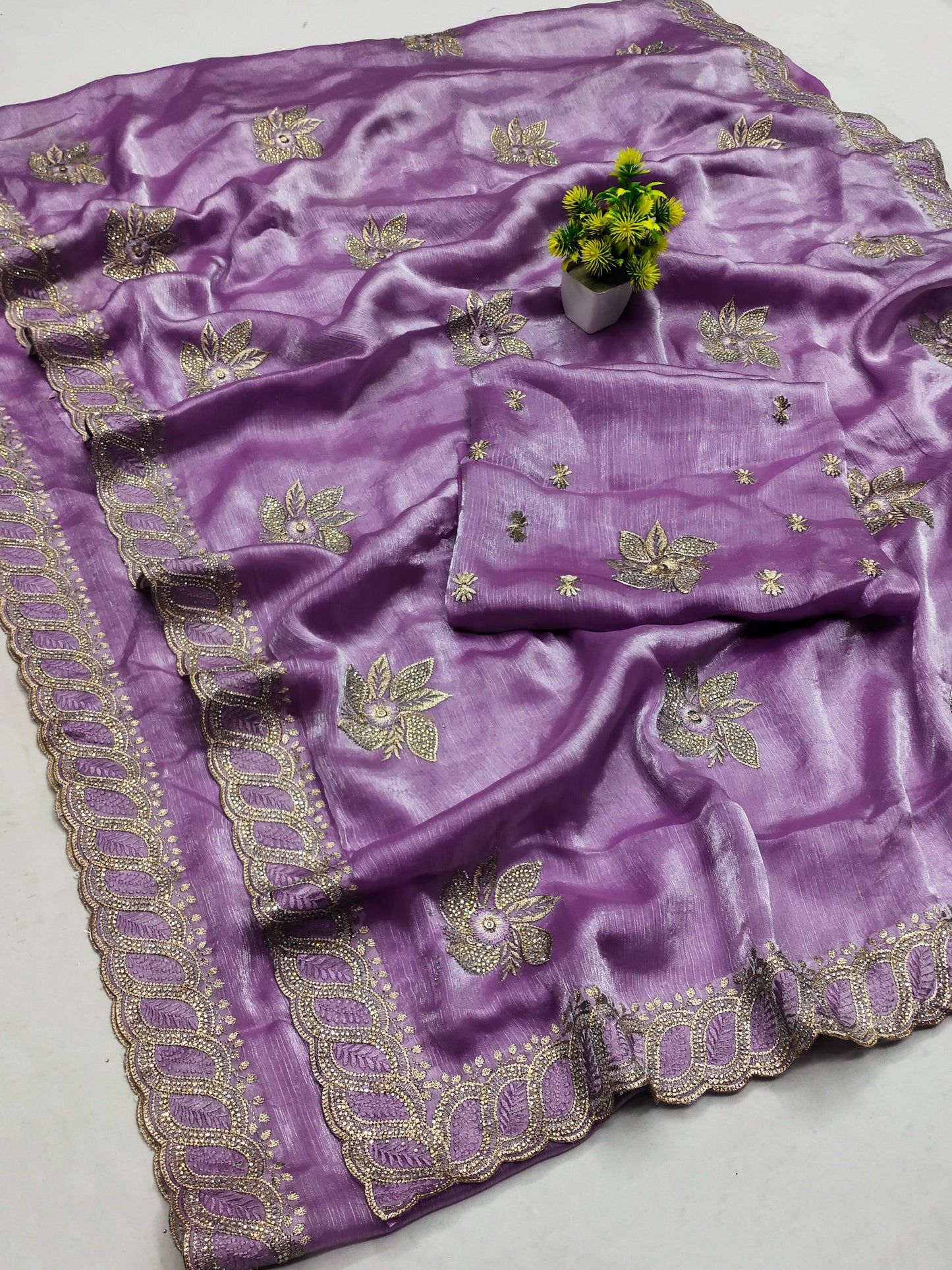 DF-HEAVEN PREMIUM MULMULI CHIFFON SAREE WITH CRAFTED WITH BEAUTIFUL THREAD WORK WITH ELEGANT EMBROIDERY WORK WITH DIAMOND ALL OVER