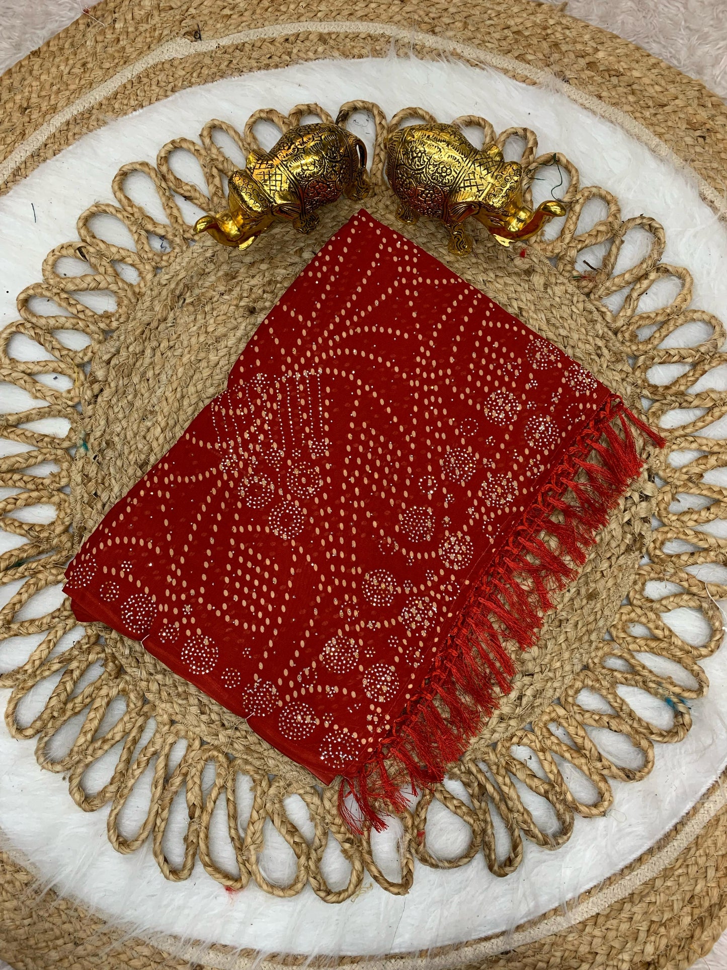 SV-THUMKA BANDHANI RENIYAL SAREE WITH SIROSKI ANDD JHALAR WITH BEAUTIFUL PRINT