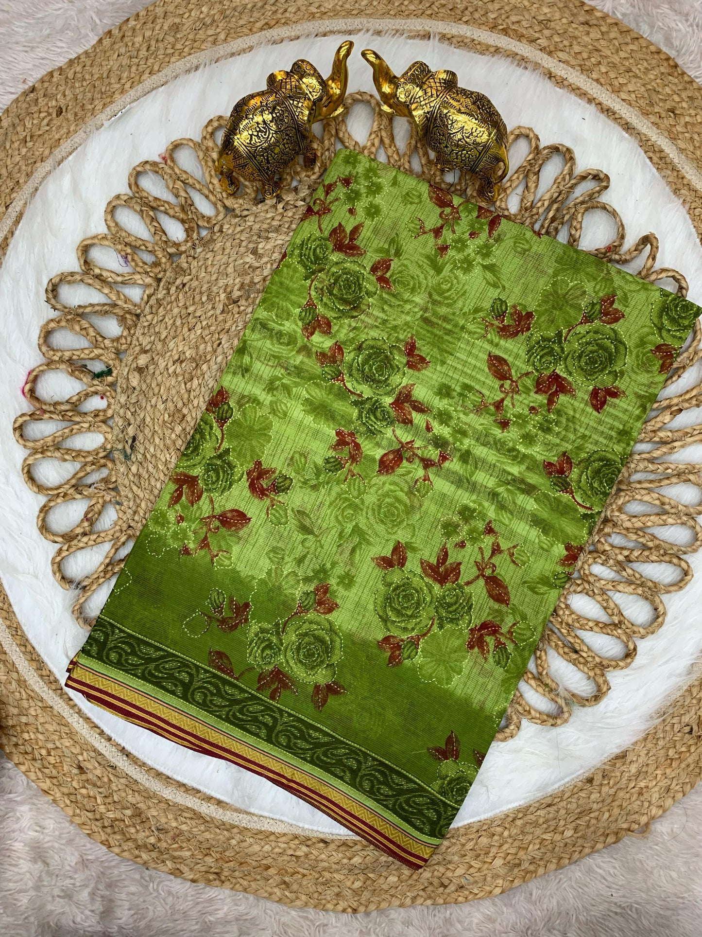CT-VISHALA-GADWAL SUTI COTTON SAREE WITH BEAUTIFUL FLOWER PRINT ALL OVER WITH BLOUSE PEICE
