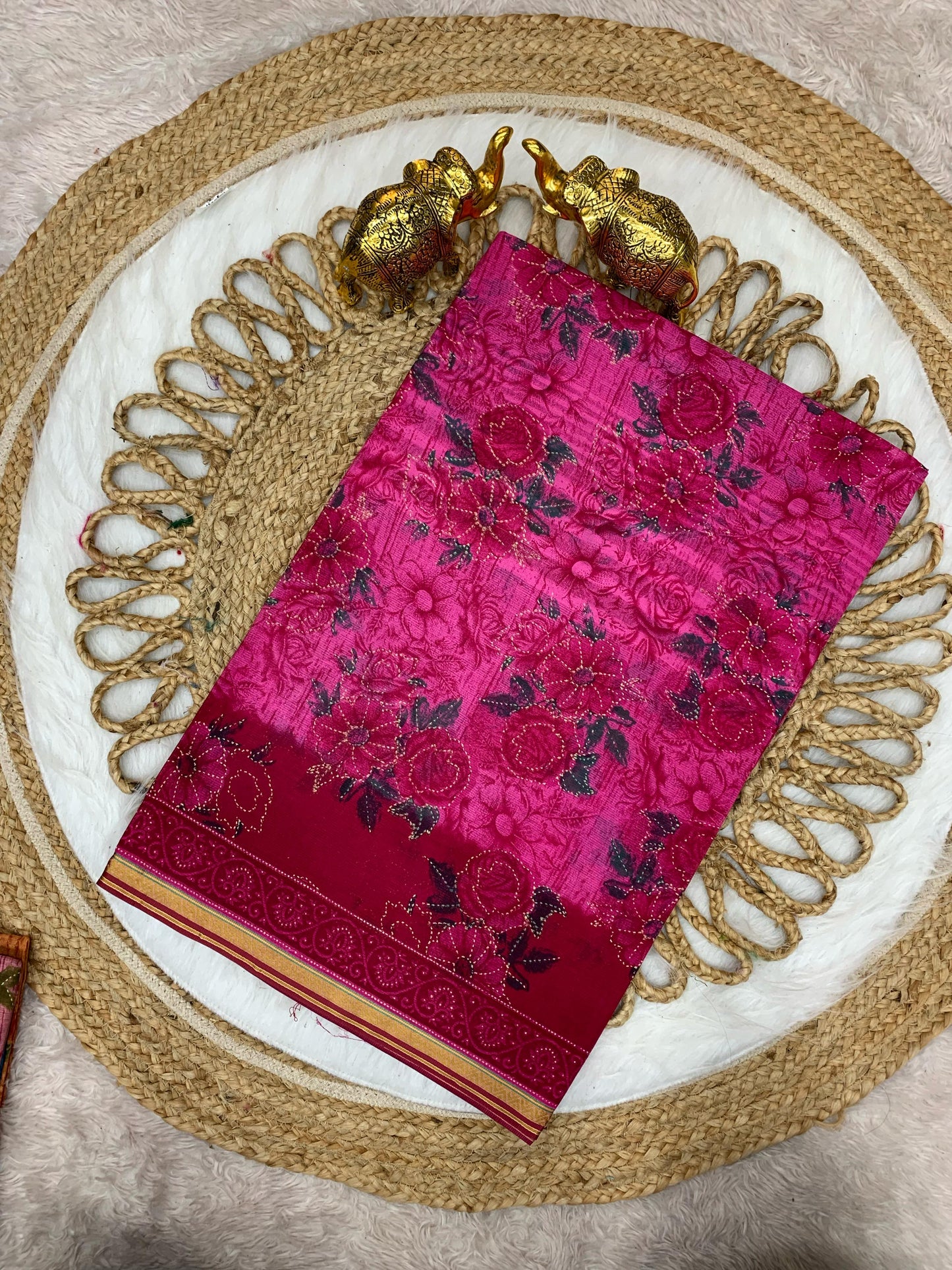 CT-VISHALA-GADWAL SUTI COTTON SAREE WITH BEAUTIFUL FLOWER PRINT ALL OVER WITH BLOUSE PEICE