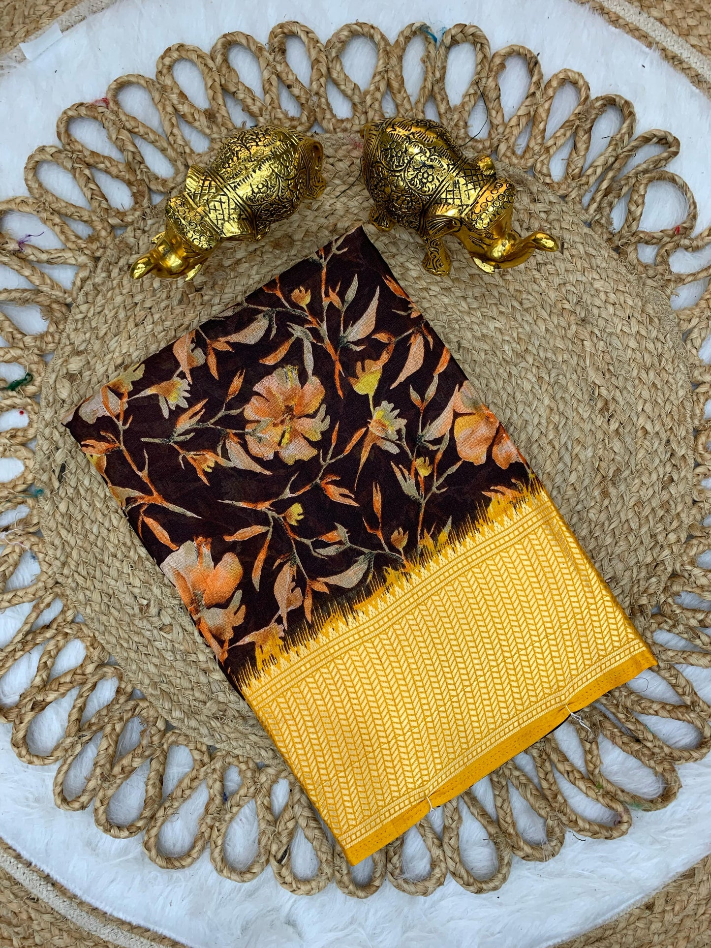 CP-7060 DOLA VISOCS SAREE WITH 6.30 MTR CUT WITH BEAUTIFUL FLOWER DESIGN