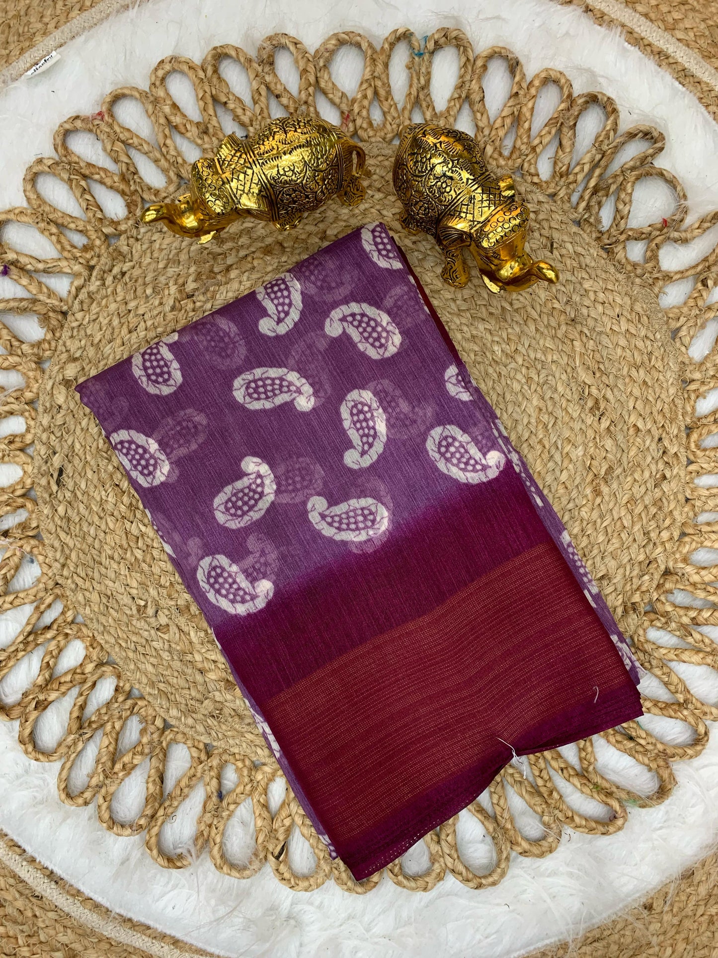 CP-7063 LINEN COTTON SAREE WITH BEAUTIFUL CARRY PRINT WITH CRYSTAL PATTA