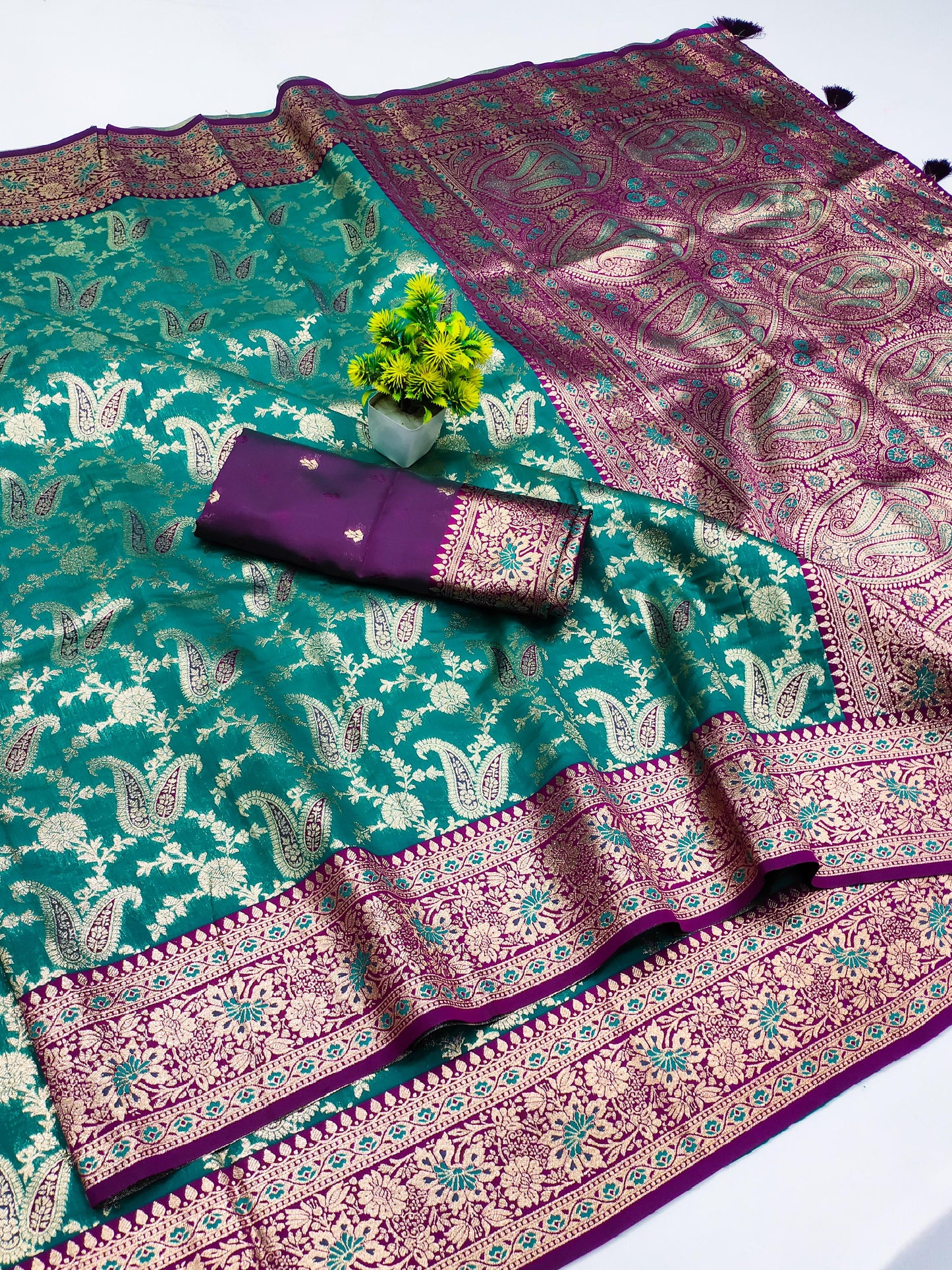 AJ-AISHWARIYA SOFT SILK SAREE WITH BEAUTIFUL CARRY DEISNG WITH MEENAKARI WORK WITH AWESOME PALLU WITH TASSELS ATTACHED