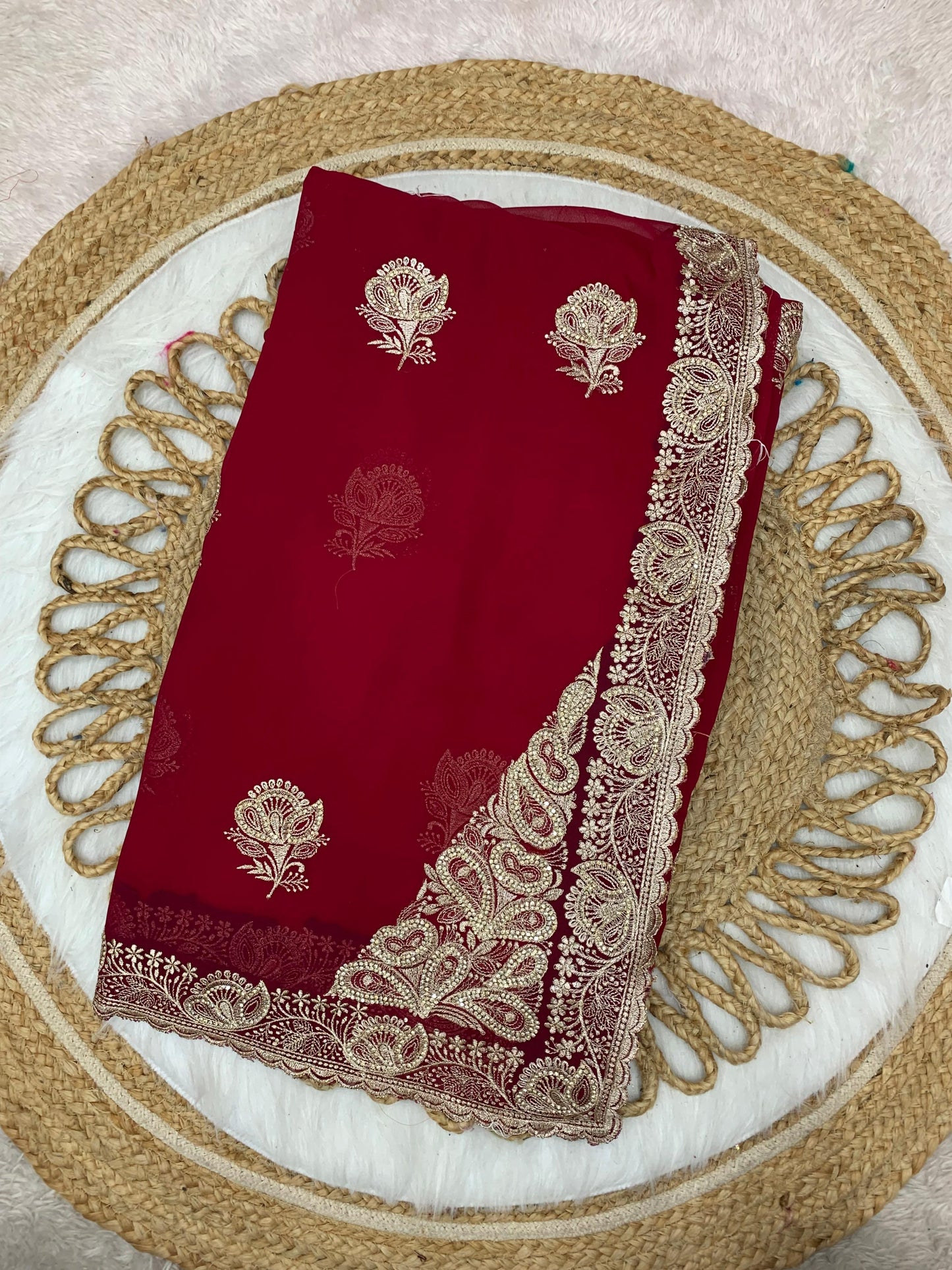 BS-SAHI GULAB BLOOMING SAREE BEAUTIFUL HEAVY SILVER EMBORIDEY OWRK WIITH RICH PALLU AND JARKAN WORK ALL OVER