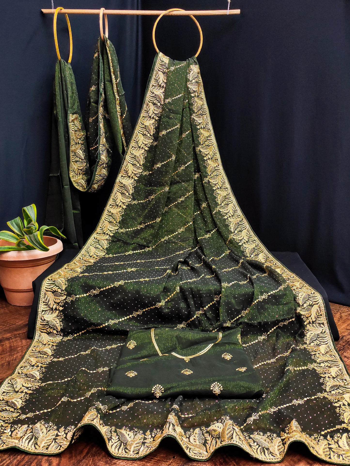 DF-AARAVI CXC SIMMER SAREE WITH EMBNORIDERY WORK WITH LEAF DESIGN ON BORDER WITH LAHERIA DESIGN ON BODY WITH SRIOKSI WORK ALL OVER