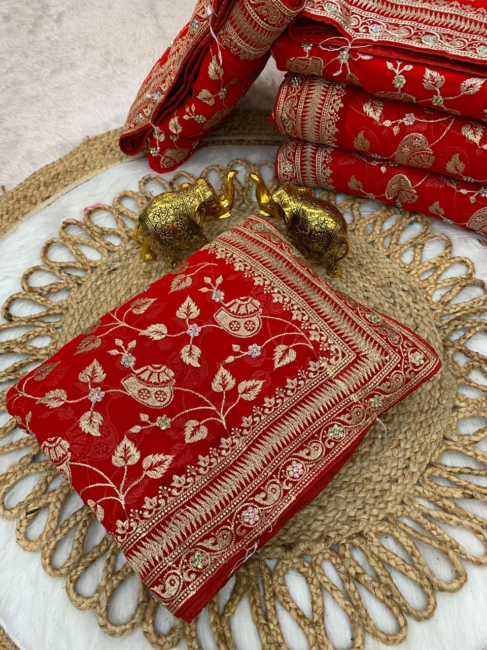 BS-SOBHAGYAWATI-RED SPEICAL RED COLOUR BLOOMING SAREE WITH JHAL DESIGN