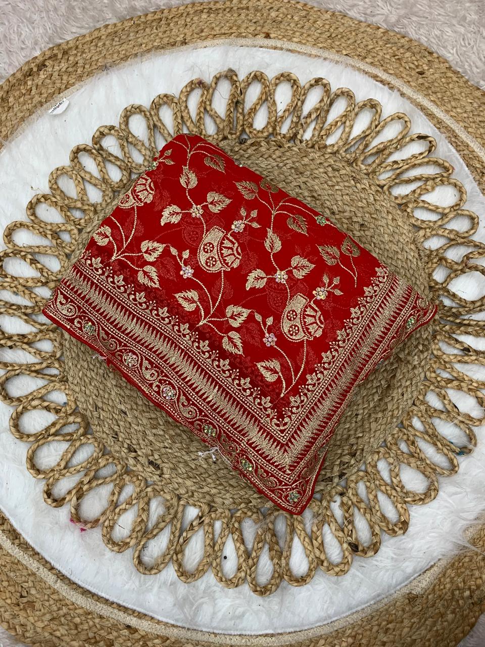 BS-SOBHAGYAWATI BLOOMING SAREE WITH BEAUTIFUL JHAL MATKA DESIGN WITH DIAMOND WORK ALL OVER