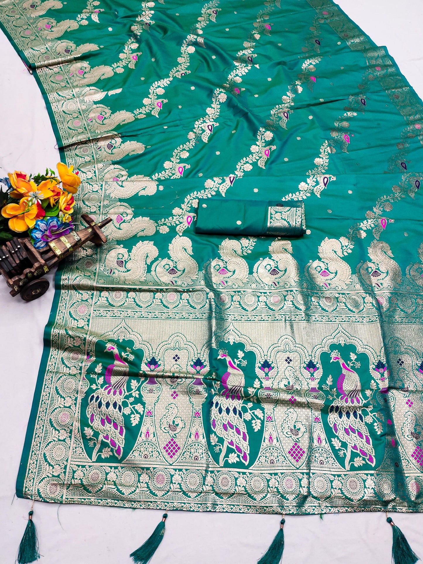 AJ-MEENA-PEACOCK ULTRA PREMIUM SILK SAREE WITH BEAUTIFUL BANARASI JAREE WEAVING WITH BEAUTIFUL PEACOCK DESIGN  WITH AWESOME RICH PALLU WITH LUXURY TASSELS ATTACHED