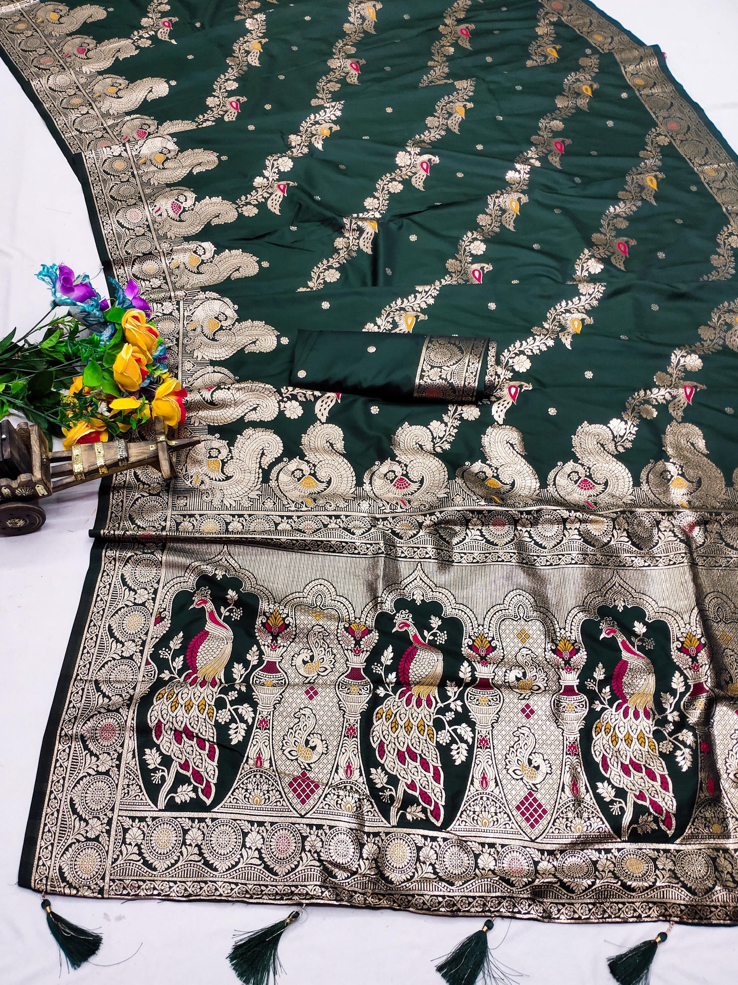 AJ-MEENA-PEACOCK ULTRA PREMIUM SILK SAREE WITH BEAUTIFUL BANARASI JAREE WEAVING WITH BEAUTIFUL PEACOCK DESIGN  WITH AWESOME RICH PALLU WITH LUXURY TASSELS ATTACHED