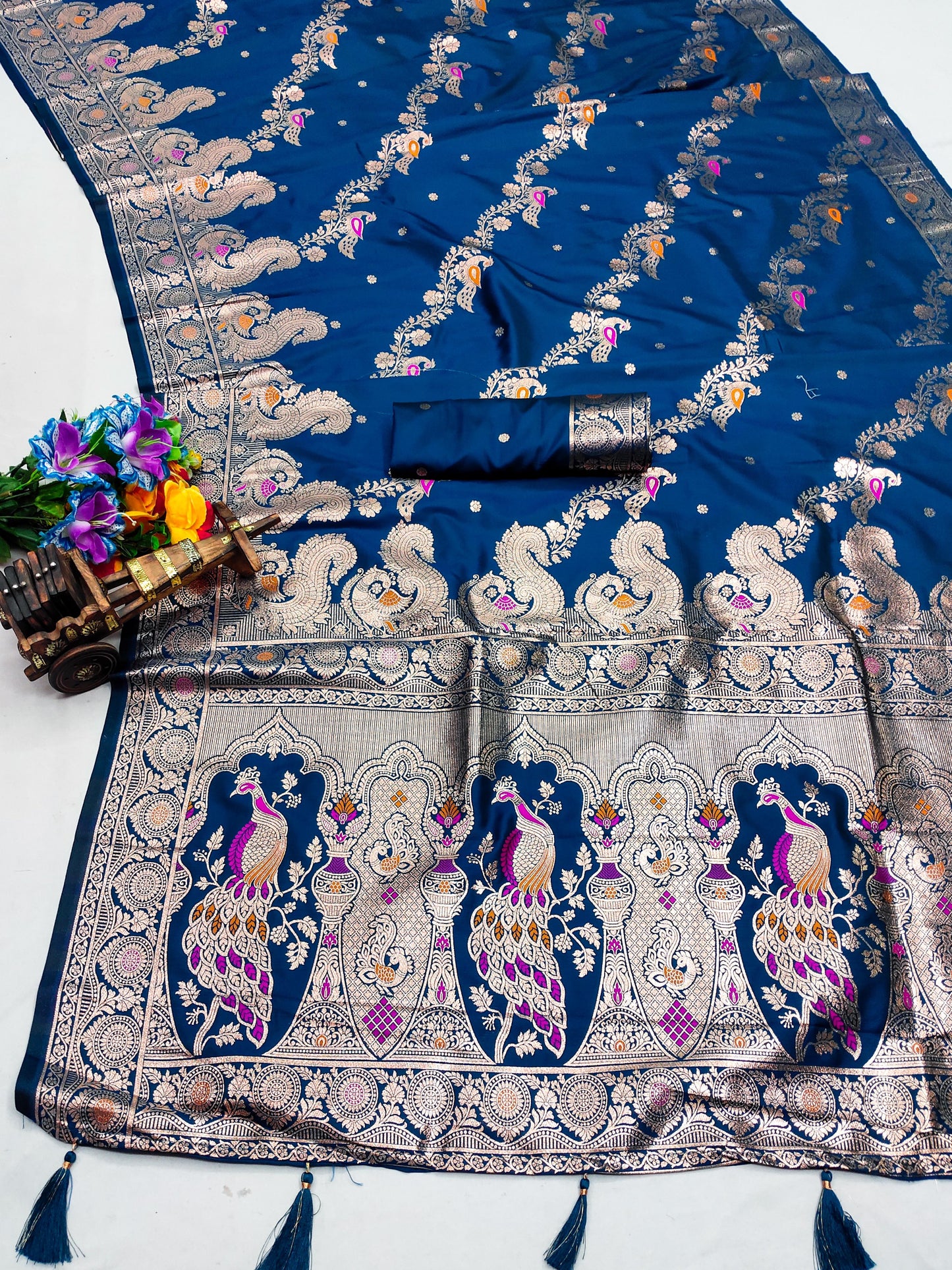 AJ-MEENA-PEACOCK ULTRA PREMIUM SILK SAREE WITH BEAUTIFUL BANARASI JAREE WEAVING WITH BEAUTIFUL PEACOCK DESIGN  WITH AWESOME RICH PALLU WITH LUXURY TASSELS ATTACHED