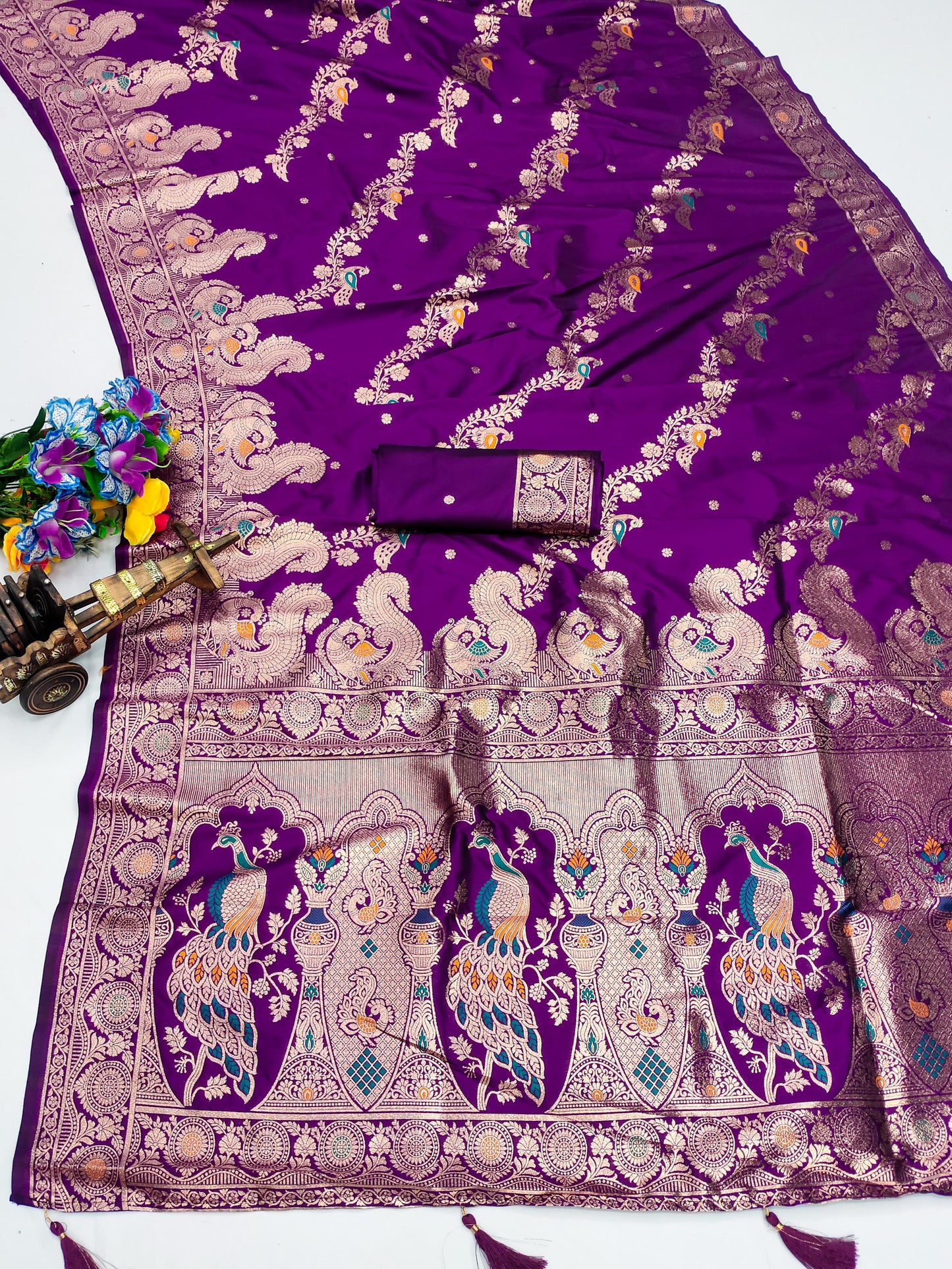 AJ-MEENA-PEACOCK ULTRA PREMIUM SILK SAREE WITH BEAUTIFUL BANARASI JAREE WEAVING WITH BEAUTIFUL PEACOCK DESIGN  WITH AWESOME RICH PALLU WITH LUXURY TASSELS ATTACHED