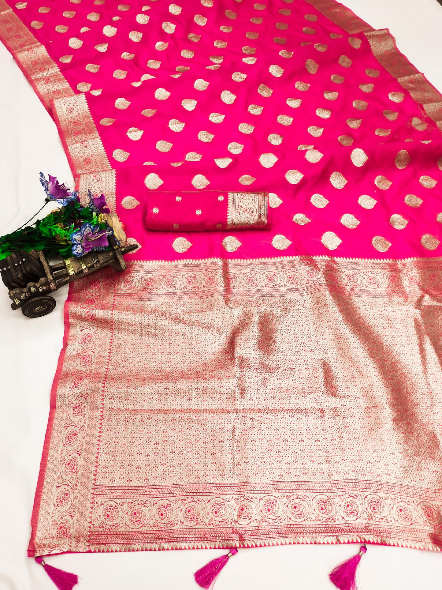 AJ-AMRITSAR SOFT SILK SAREE WITH BEAUTIFUL BUTHA DESIGN WITH TONE TO TONE BORDER WITH SELF WEAVING WORK AND RICH PALLU WITH TASSELS ATTACHED