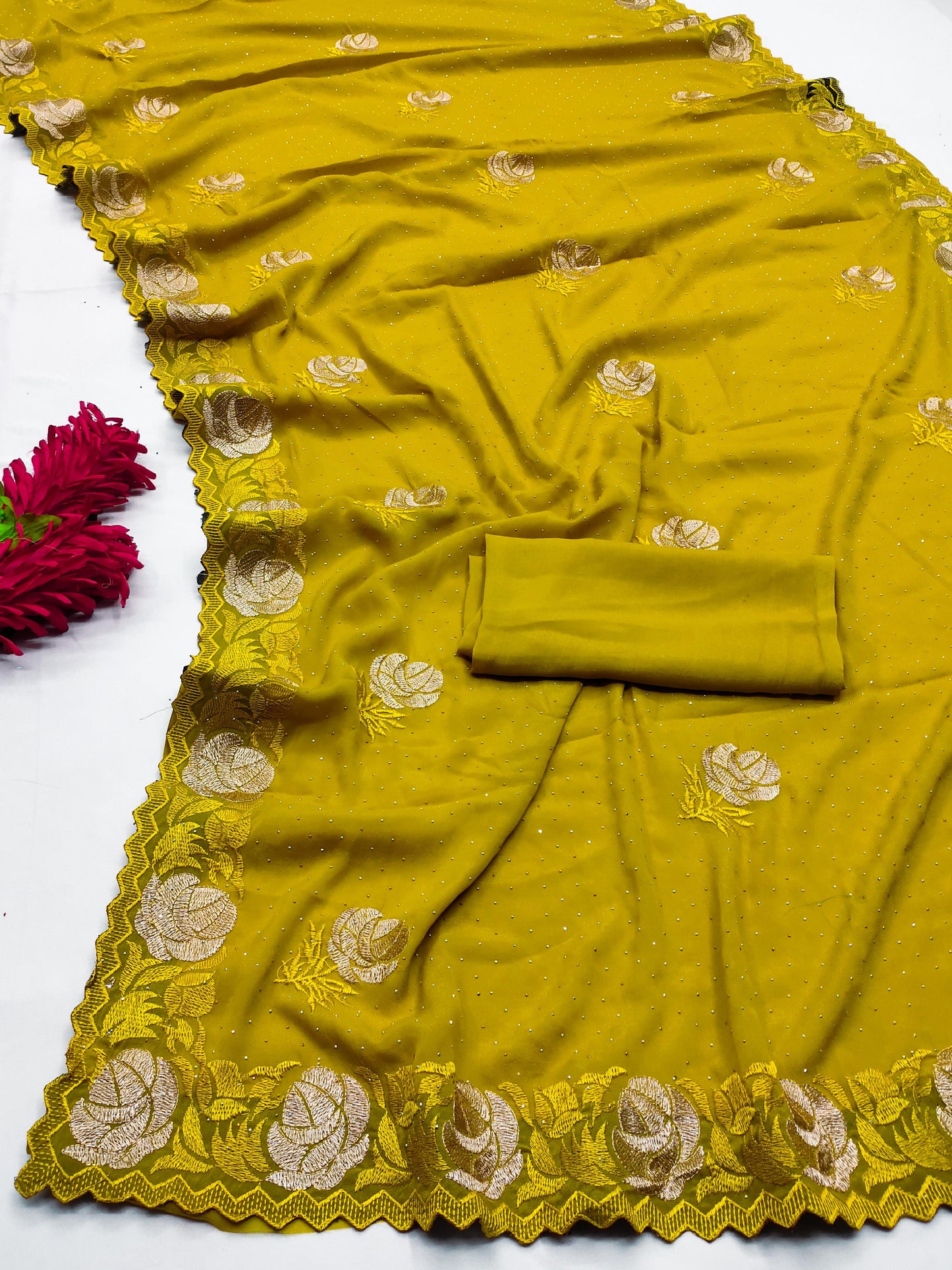 DF-Rachna PREMIUM CHOCLATE SAREE WITH BEATIFUL THREAD WORK DESIGNER PIECE WITH SIROSKI ALL OVER