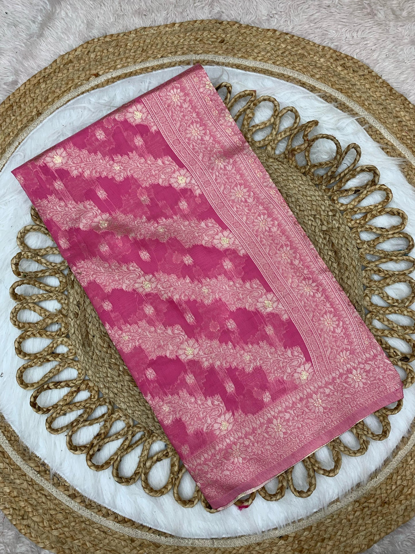 CT-LAHERIA SPUN COTTON SAREE WITH BEAUTIFUL LAHERIA DESIGN WITH MX JAREE WITH TASSELS ATTACHED ON PALLU
