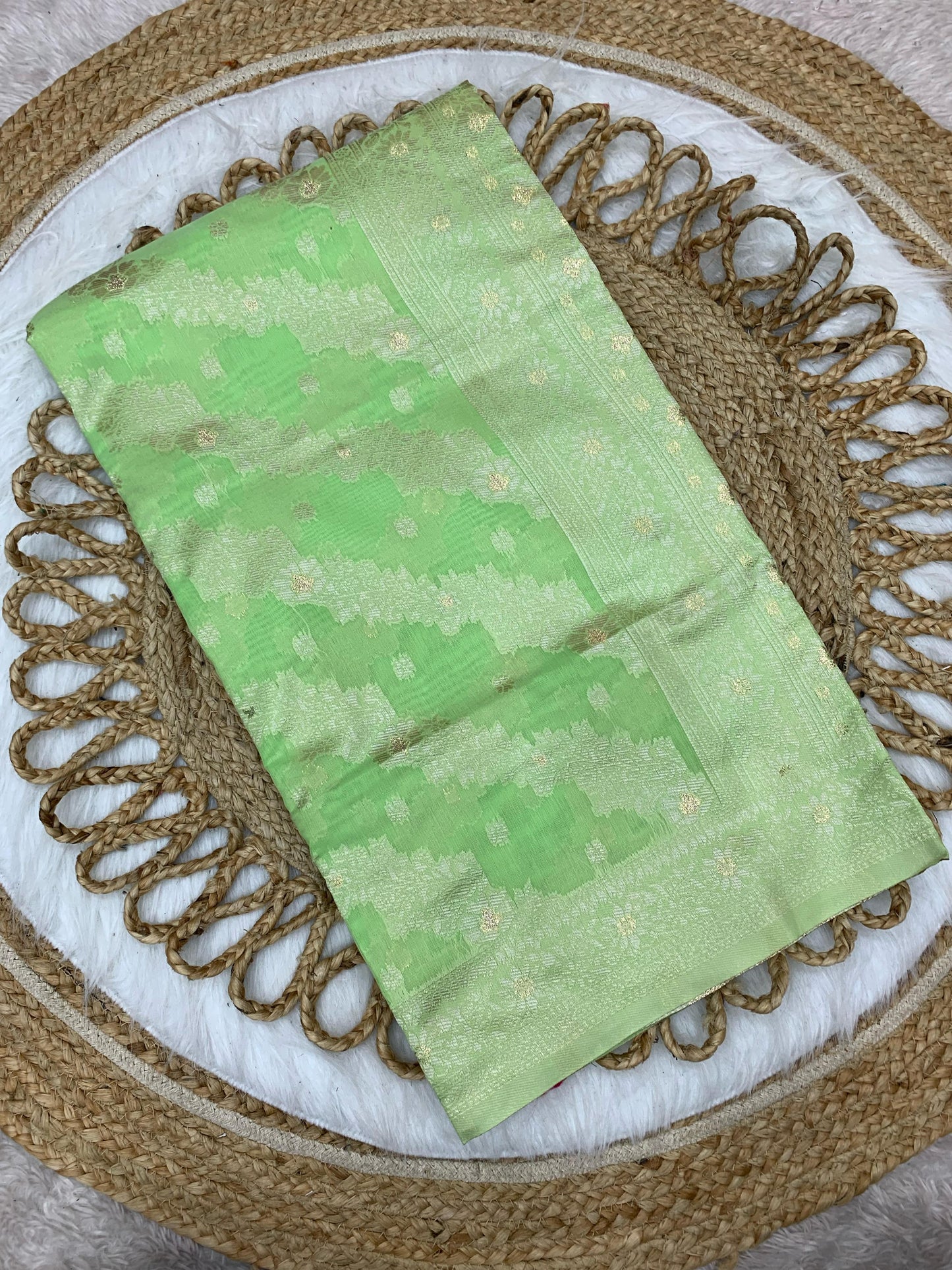 CT-LAHERIA SPUN COTTON SAREE WITH BEAUTIFUL LAHERIA DESIGN WITH MX JAREE WITH TASSELS ATTACHED ON PALLU