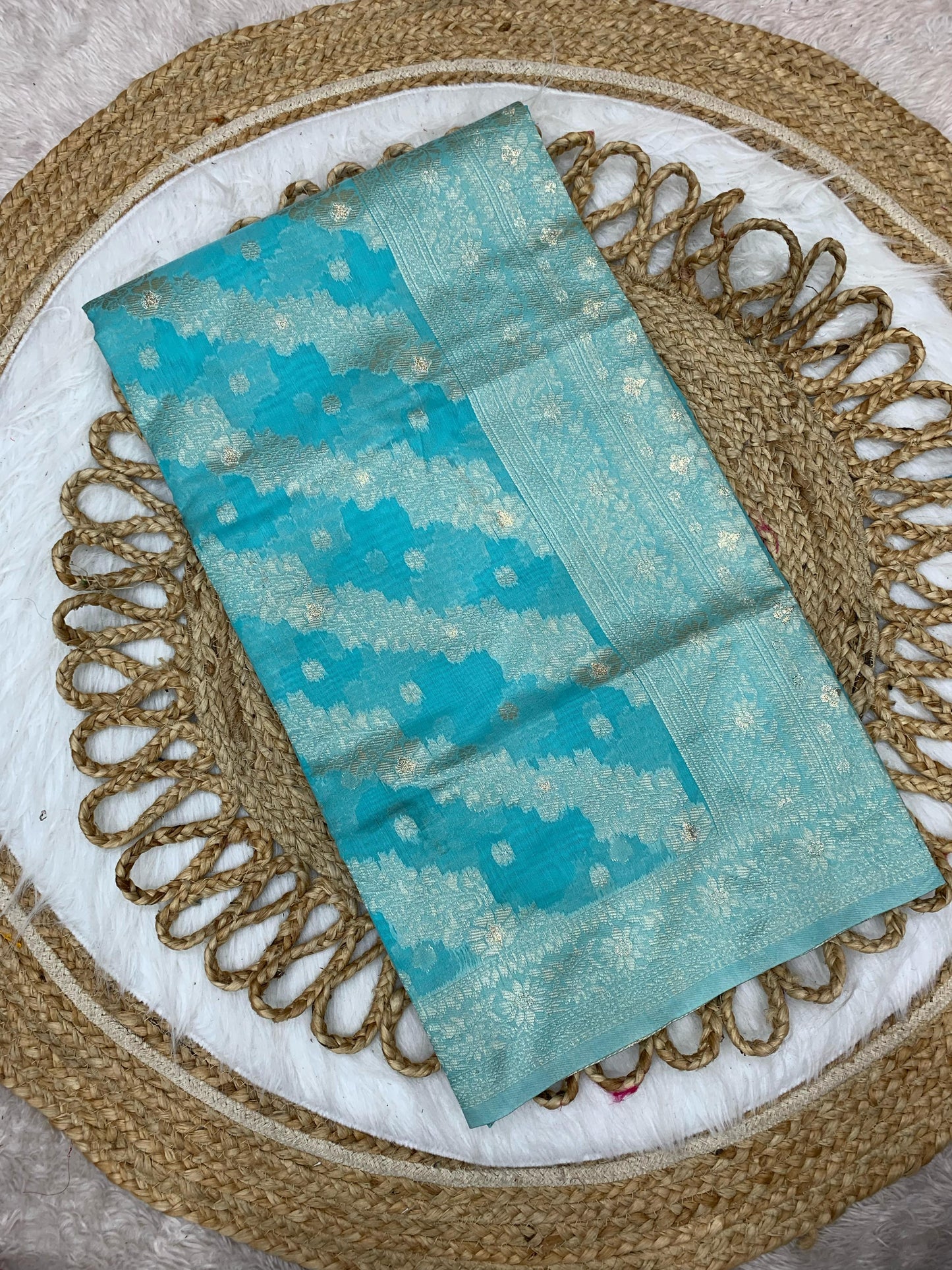 CT-LAHERIA SPUN COTTON SAREE WITH BEAUTIFUL LAHERIA DESIGN WITH MX JAREE WITH TASSELS ATTACHED ON PALLU