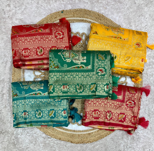BS-MORNI-GHARCHOLA EUROPIAN DOLA SILK WITH GRAND PALLU WITH HEAVY JARAK WORK WITH GHAR CHOLA DESIGN OM BODY