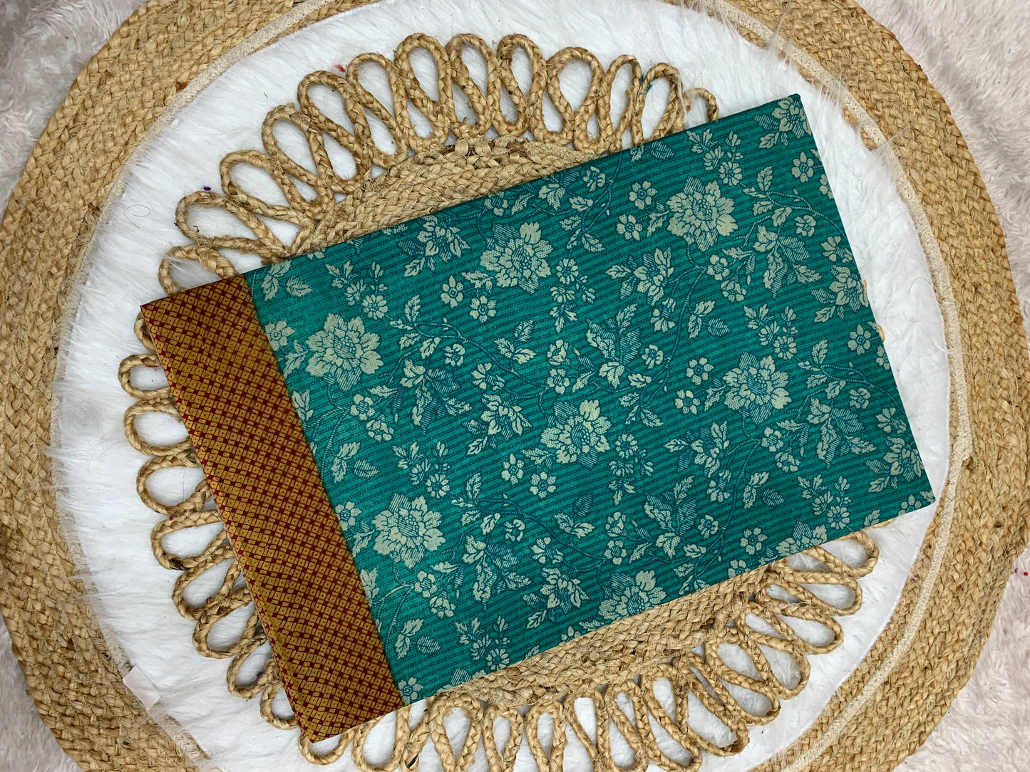 CT-TRADITION PURE SUTI COTTON SAREE WITH BEAUTIFUL FLOWER PRINT WITH BLOUSE PIECE