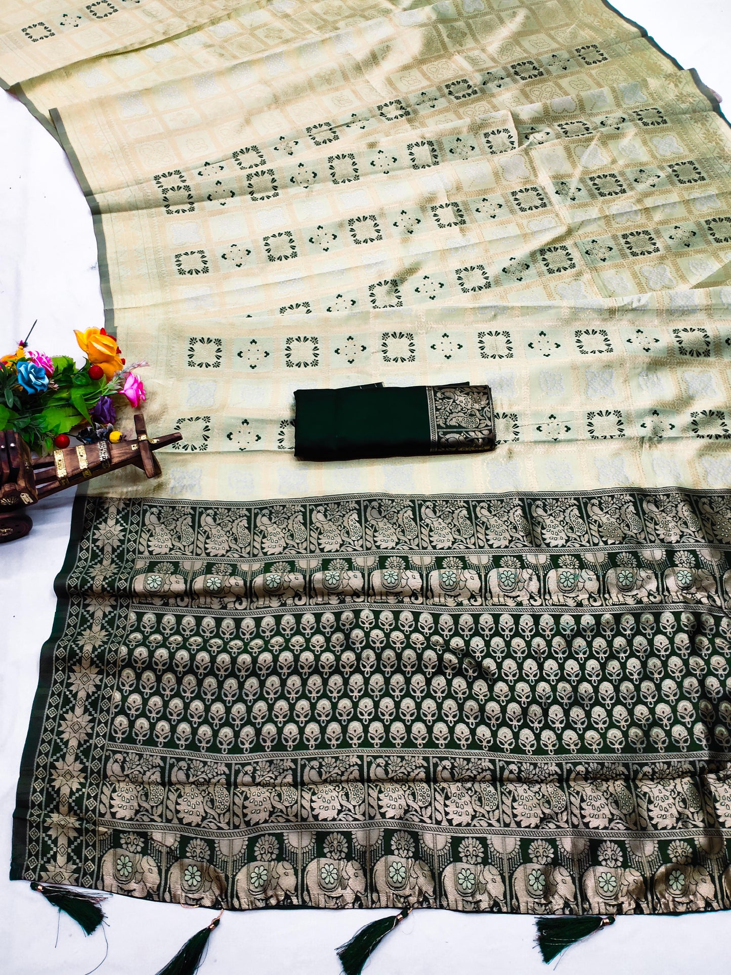 CH-MEWAR KOTA SOFT SILK SAREE WITH BEAUTIFUL GRAND PALLU WITH BANDANI GHARCHOLA DESIGN