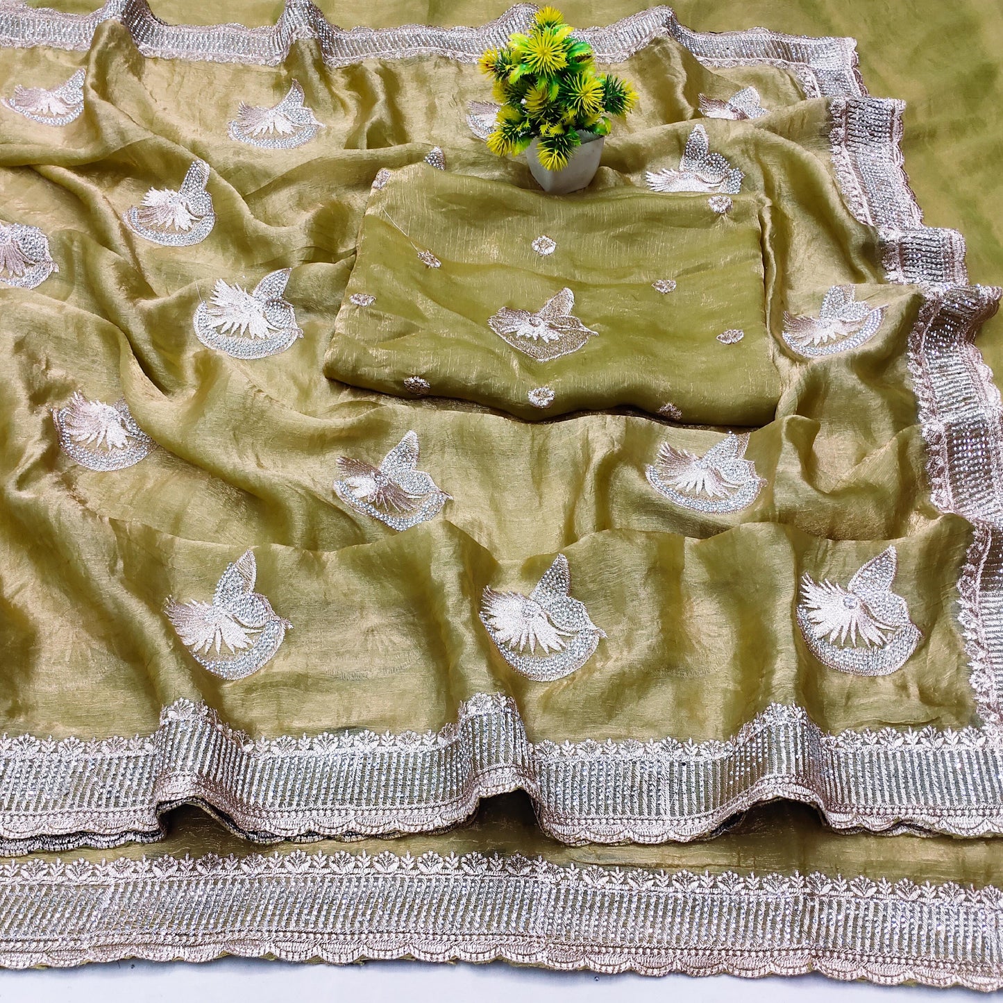 DF-SUPERSTAR FENDI CHIFFON SAREE WITH BEAUTIFUL BORDER WITH CUTOWORK WITH BEAUTIFUL BUTTA WITH HEAVY BLOUSE