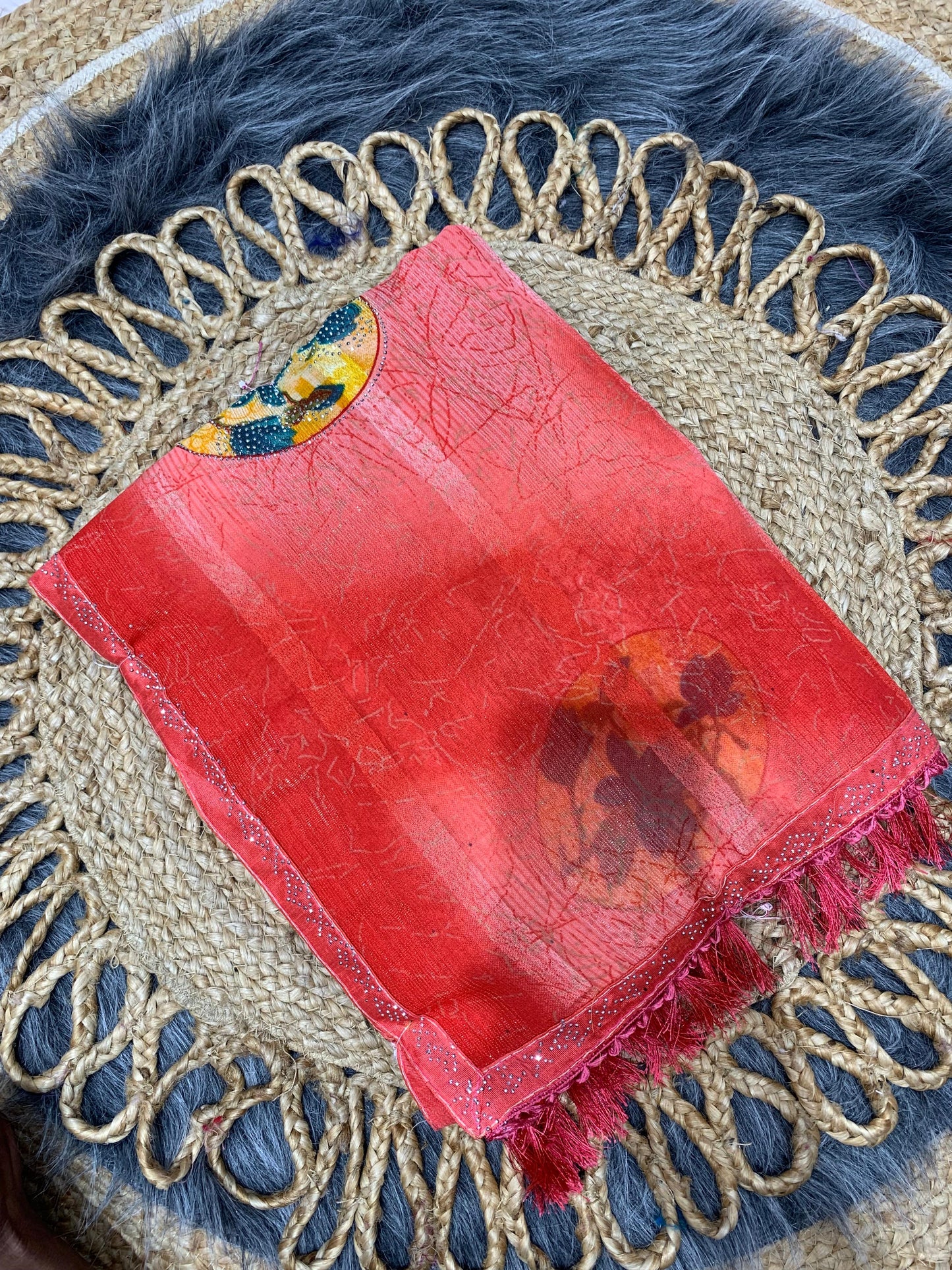 RR-ATM WEIGHLTESS SAREE WITH BEAUTIFUL LACE BORDER WITH BUTTA SIROSKI WITH BRIGHT MATCHING