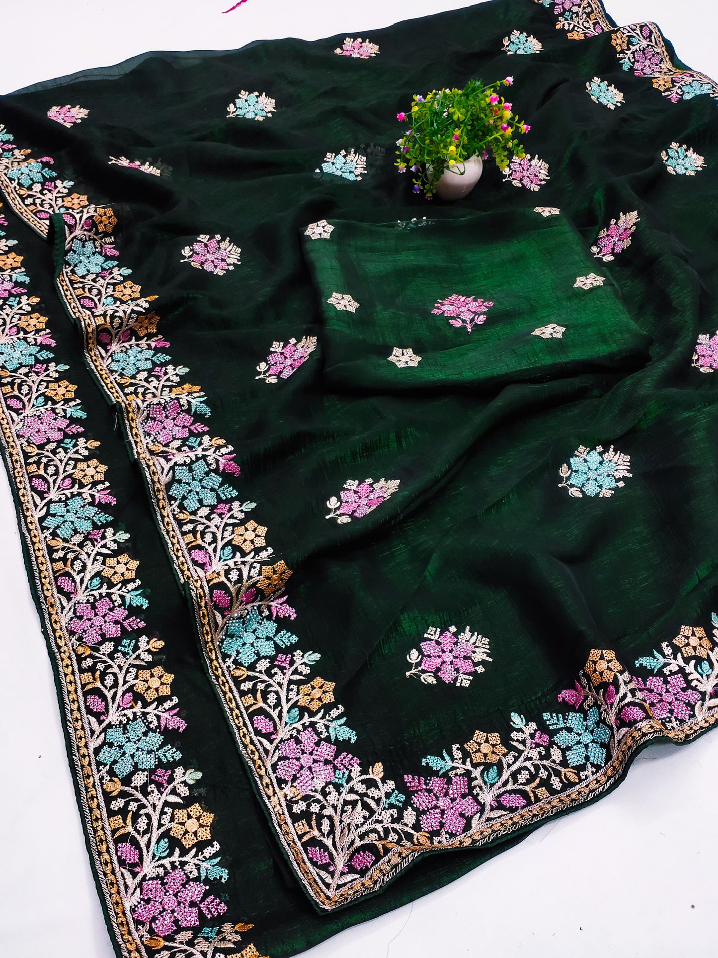 DF-DEVRANI CRUNCHY BLOOMING SAREE WITH MULTI THREAD WORK WITH SIROSKI