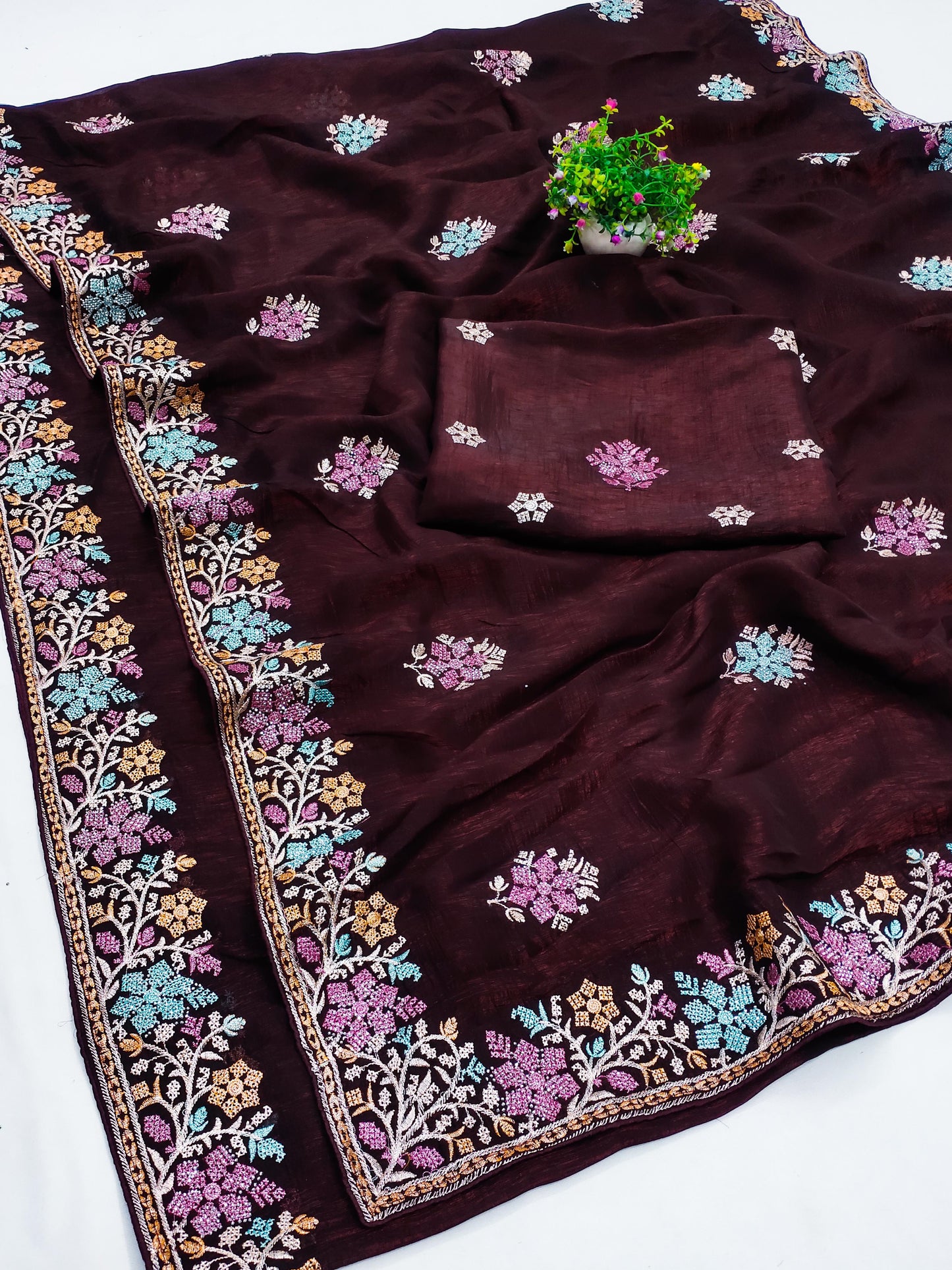 DF-DEVRANI CRUNCHY BLOOMING SAREE WITH MULTI THREAD WORK WITH SIROSKI