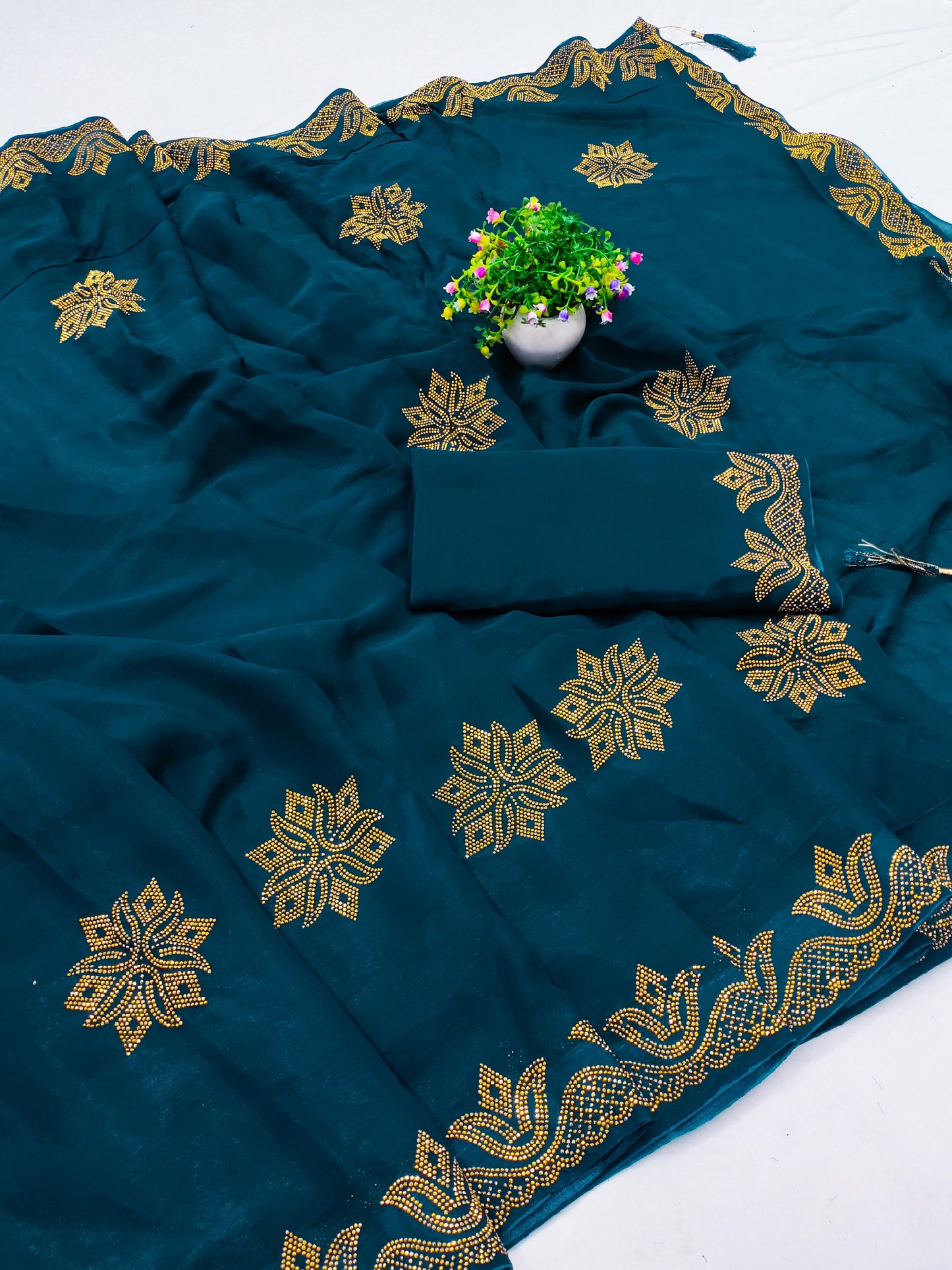 DF-GOLDY 60 GRAM GEORGETTE SAREE WITH BEAUTIFUL GOLD SIROSKI WORK ALL OVER WITH TASSEL