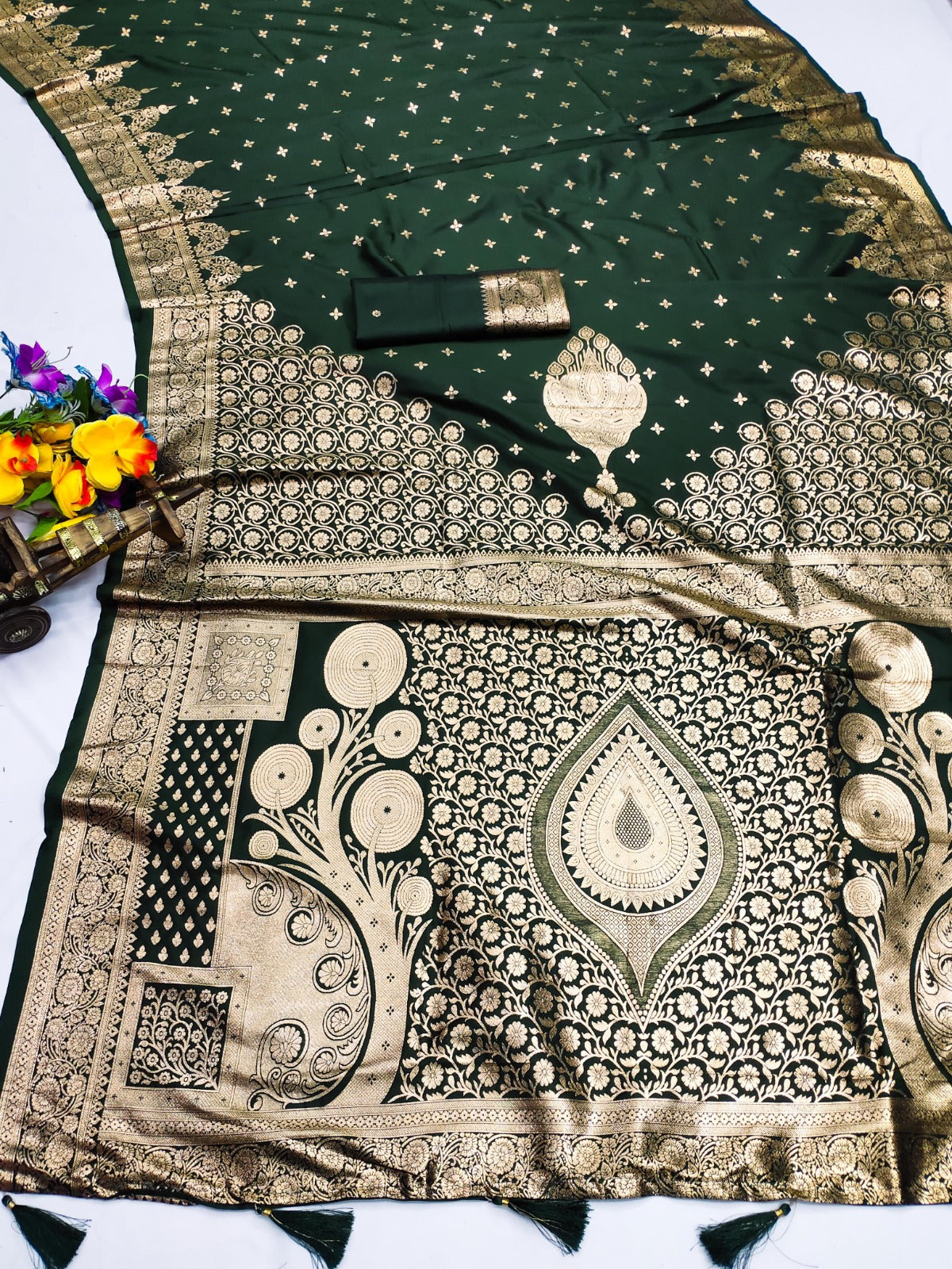 AJ-SUPER-PALLU PREMIUM SOFT SILK SAREE WITH AWESOME GRAND PALLU WITH CRAFTED WITH BANARASI JAREE WITH PATLI DESIGN AND TASSELS