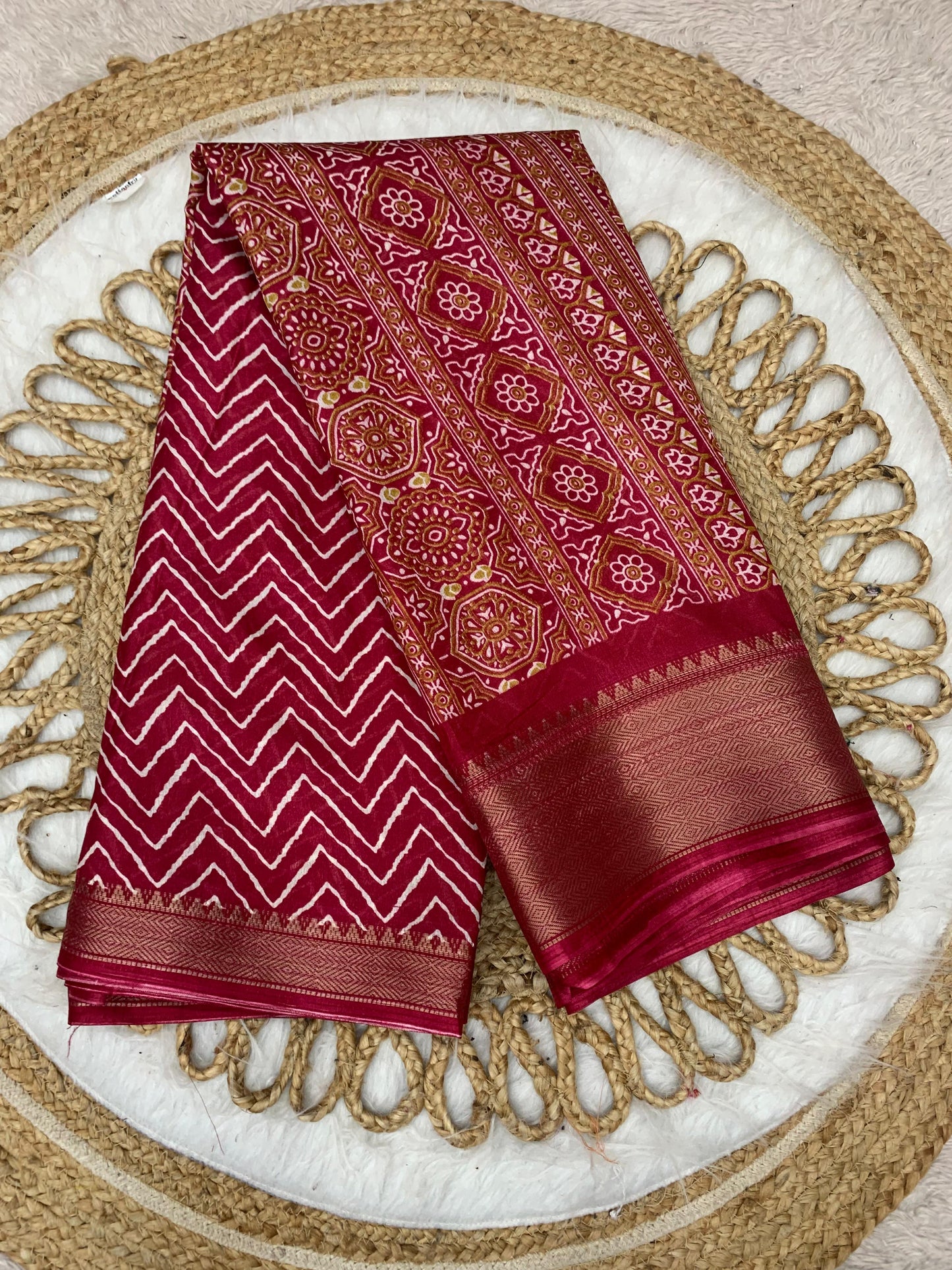 PRINT-3012 DOLA DOBBY SAREE WITH BEAUTIFUL LAHERIA PRINT WITH BUTTI BLOUSE