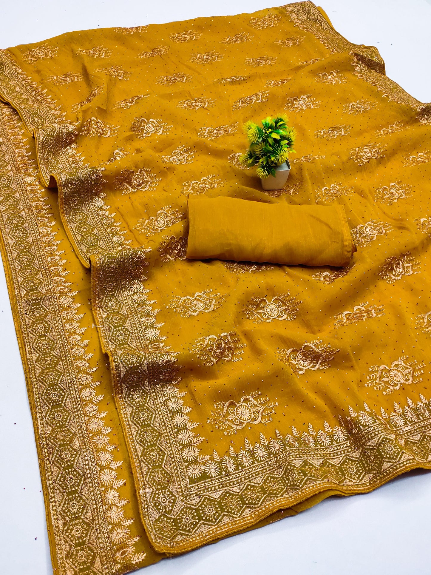 DF-RESHMA SIMMER SAREE EITH BEAUTIFUL LIGHT MATCHING WITH HEAVY EMBORIDERY WORK