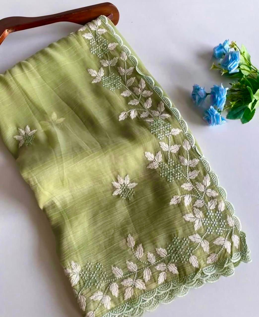 NN-2030 CRUNCHY SILK WITH BEAUTIFUL EMBORIDERY C-PALLU WORK WITH THREAD WORK