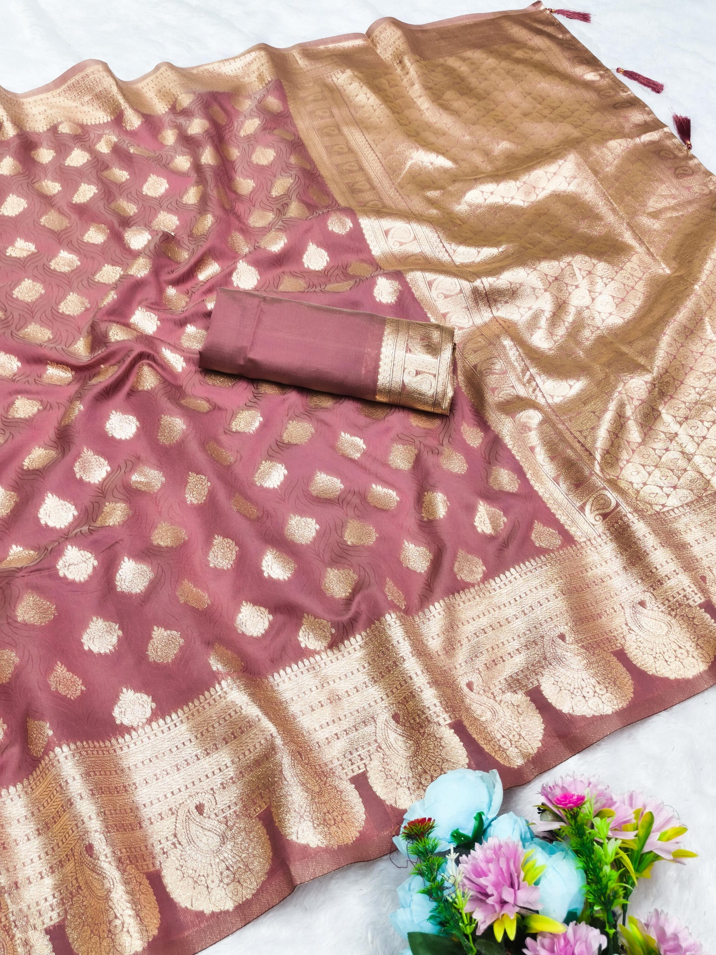 AJ-maharani KOTA SILK SAREE WITH BEAUTIFUL DUSTY MATCHING WITH BANARASI JAREE WITH TASSELS