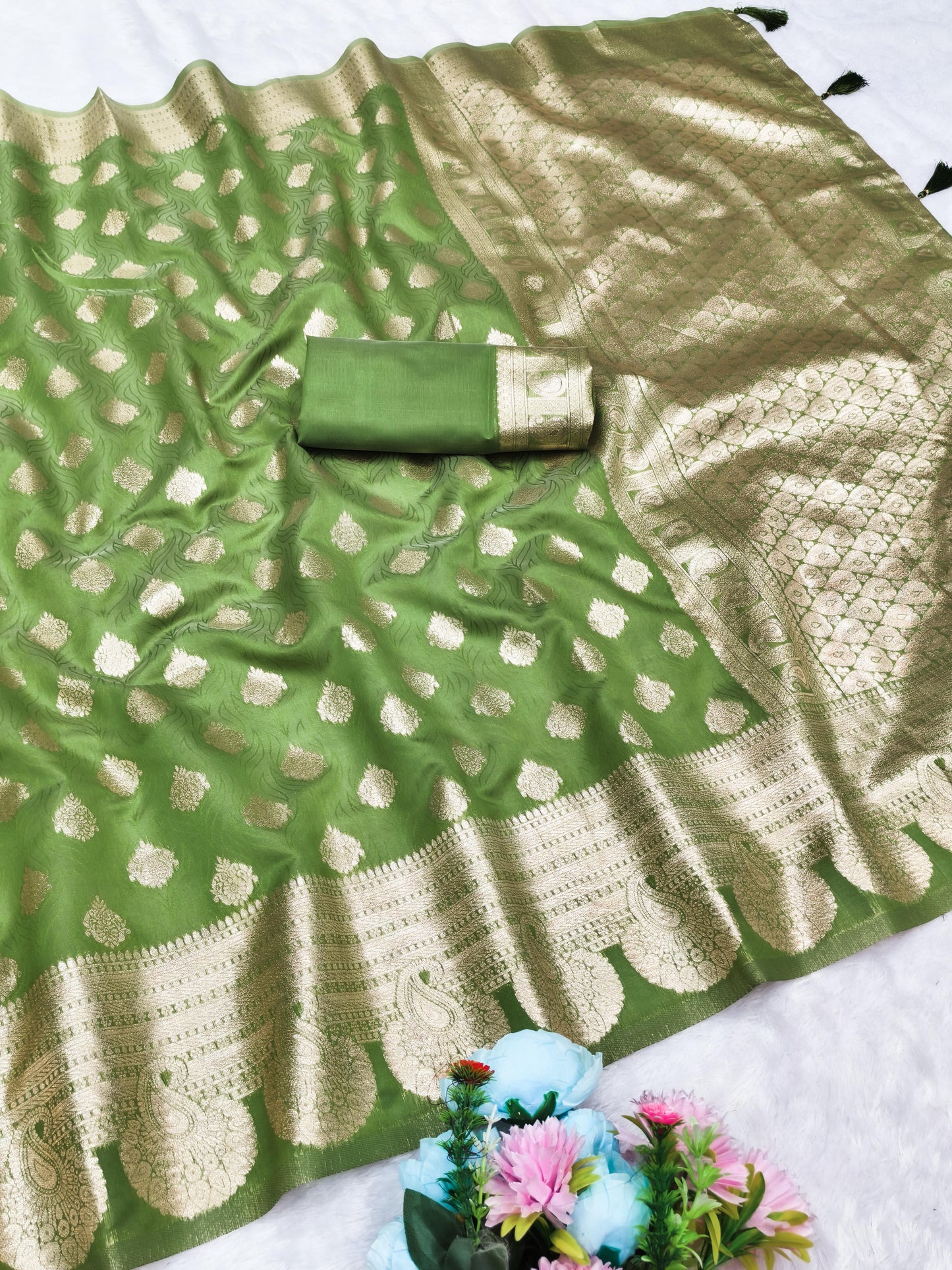 AJ-maharani KOTA SILK SAREE WITH BEAUTIFUL DUSTY MATCHING WITH BANARASI JAREE WITH TASSELS