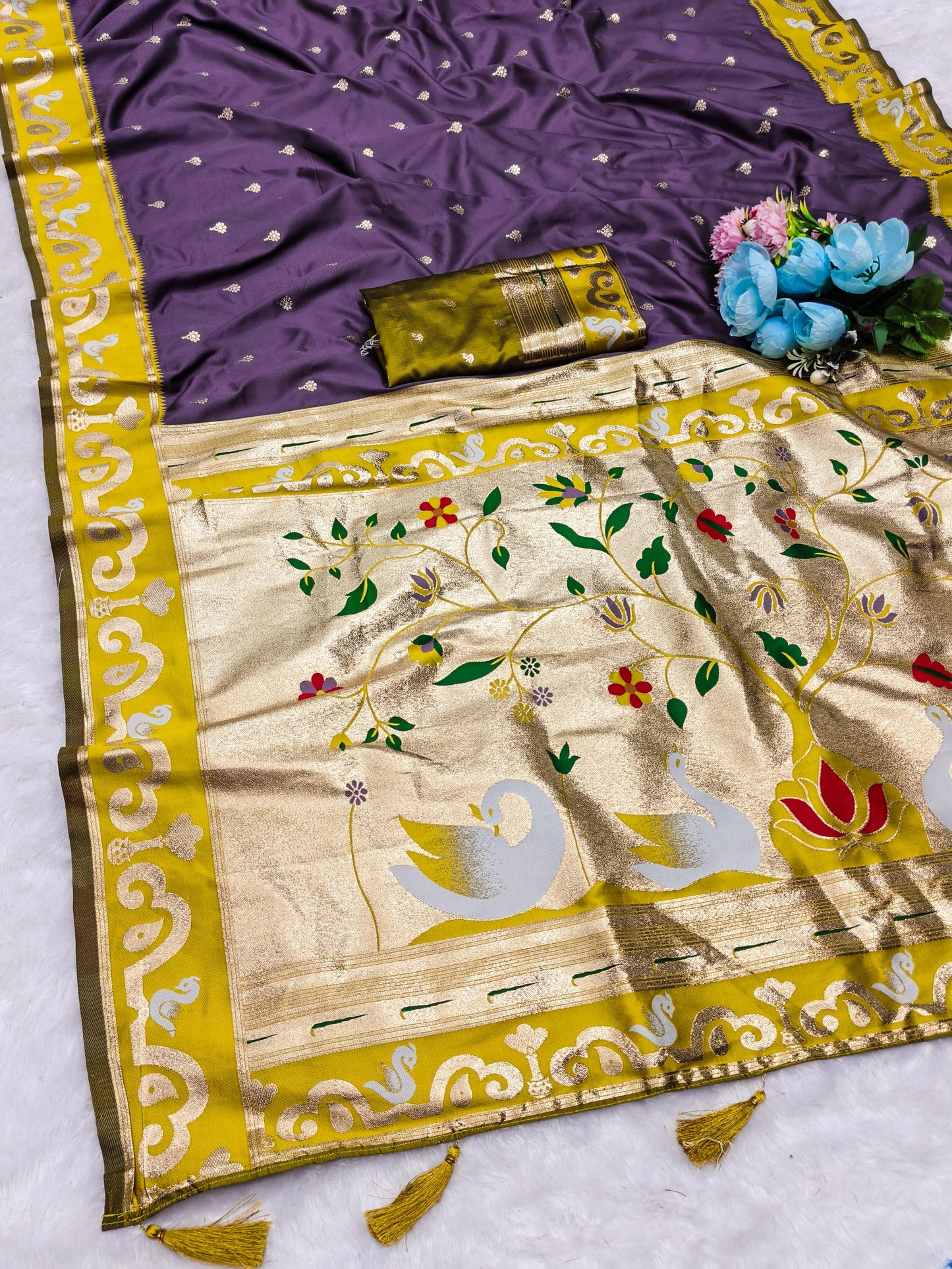 AJ-RAJHANS-PAITHANI PREMIUM SOFT PAITHANI SILK WITH RICH SWAN PALLU WITH RICH BORDER WITH BUTTI BARCODE BLOUSE