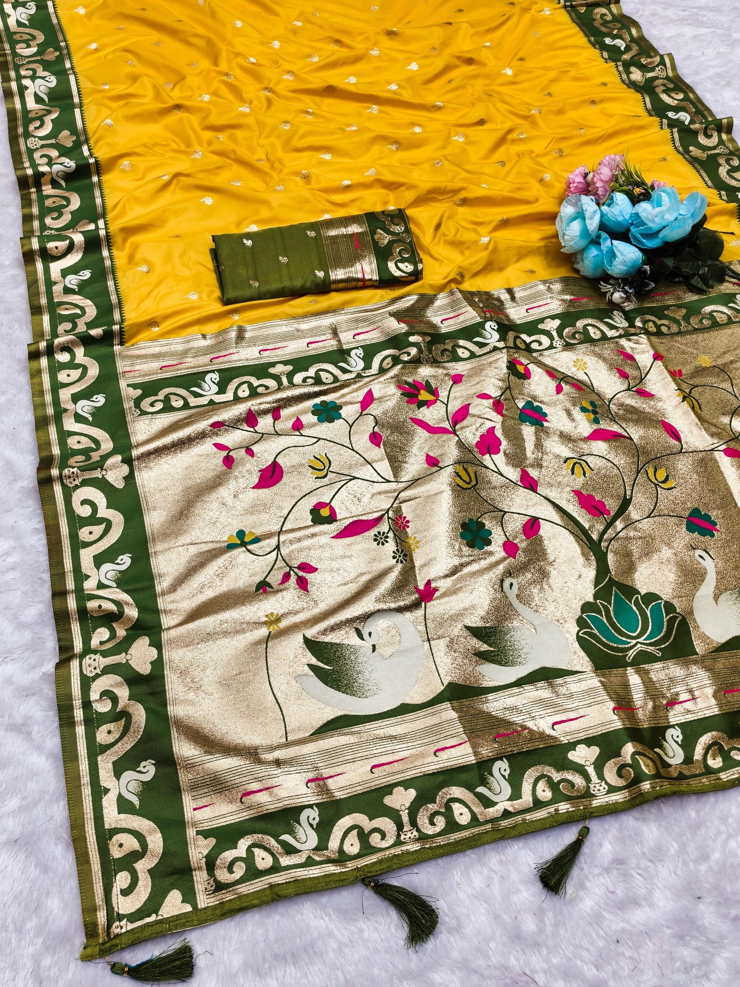AJ-RAJHANS-PAITHANI PREMIUM SOFT PAITHANI SILK WITH RICH SWAN PALLU WITH RICH BORDER WITH BUTTI BARCODE BLOUSE