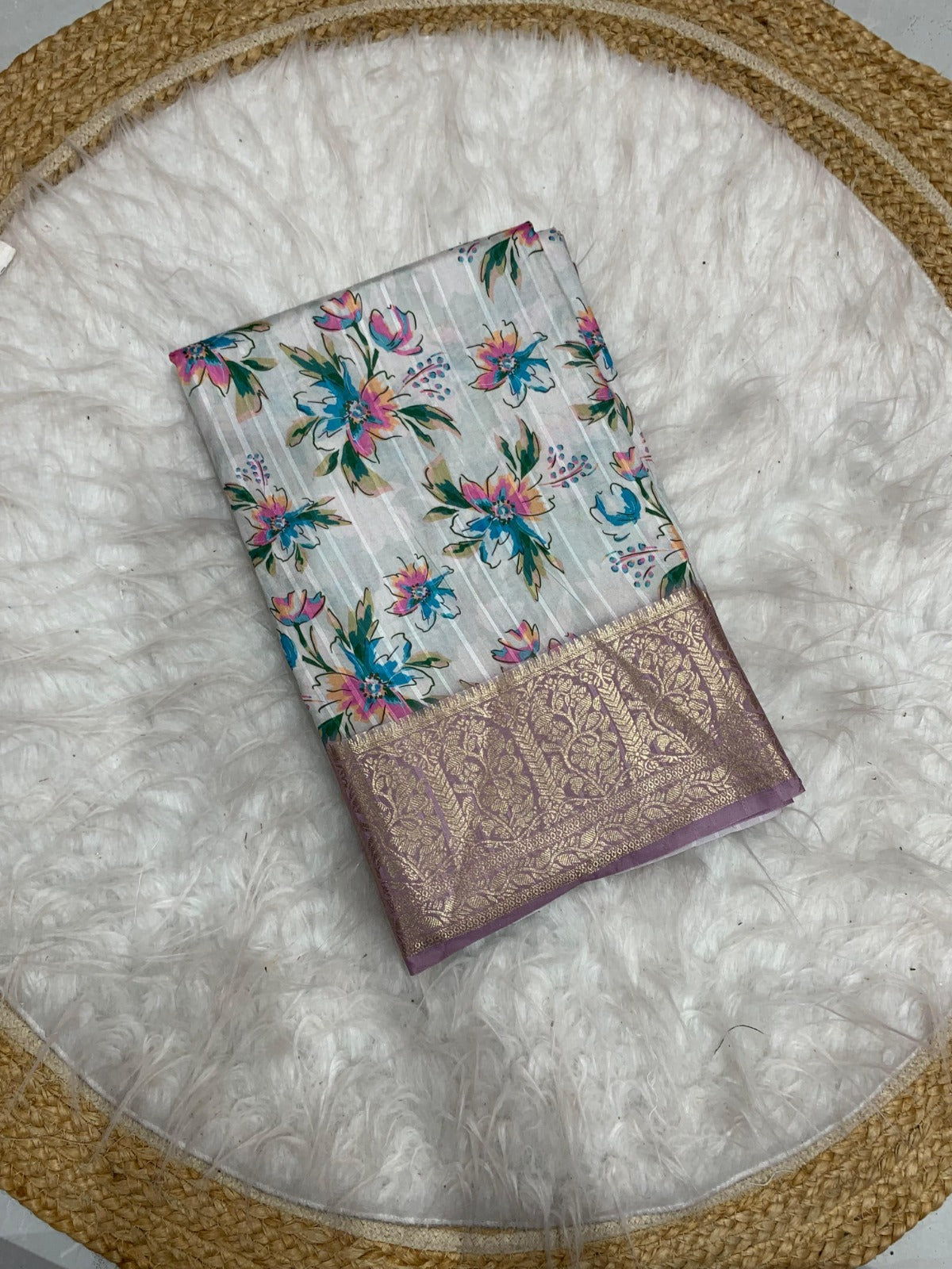 DP-4007 SWISS SILK WITH BEAUTIFUL DIGITAL PRINT WITH BEAUTIFUL PRITNS 6.30 MTR CUT JACKQUARD PATTA